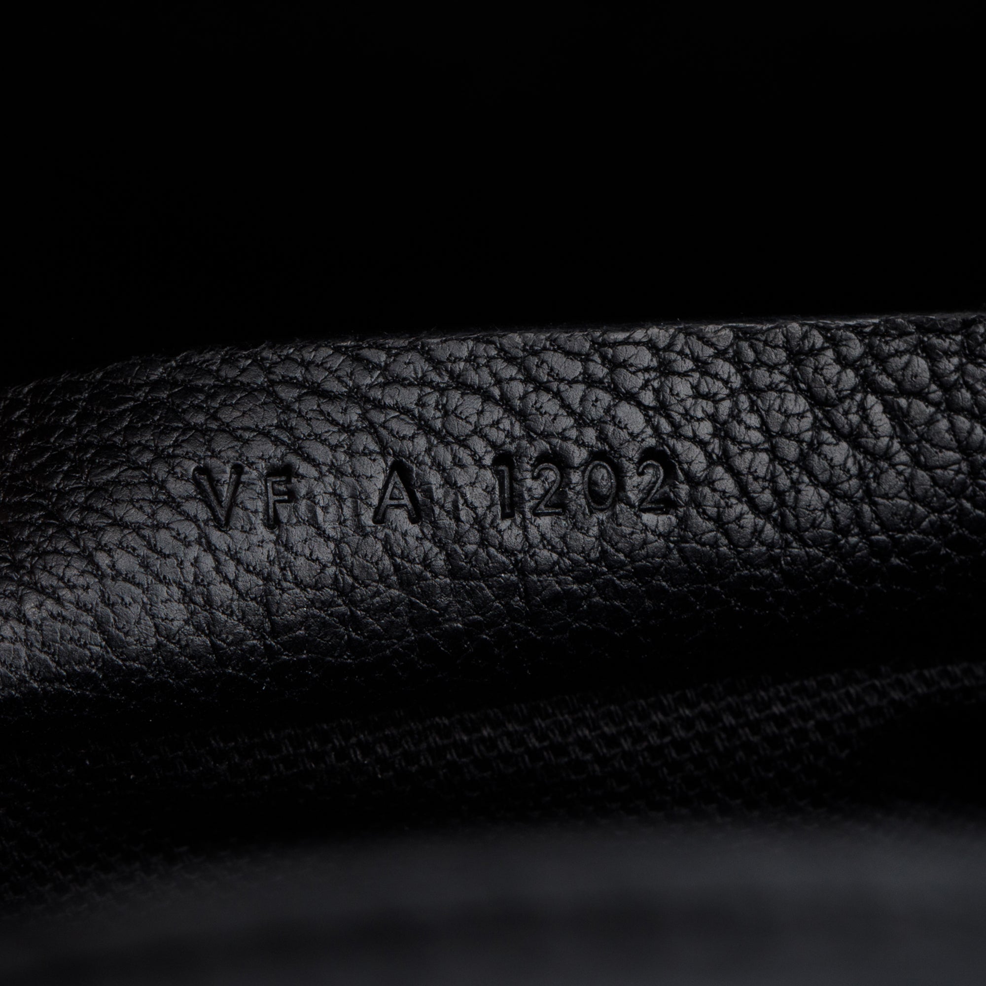 Givenchy 2022 Black Grained Leather Mini Antigona Bag w/ Strap