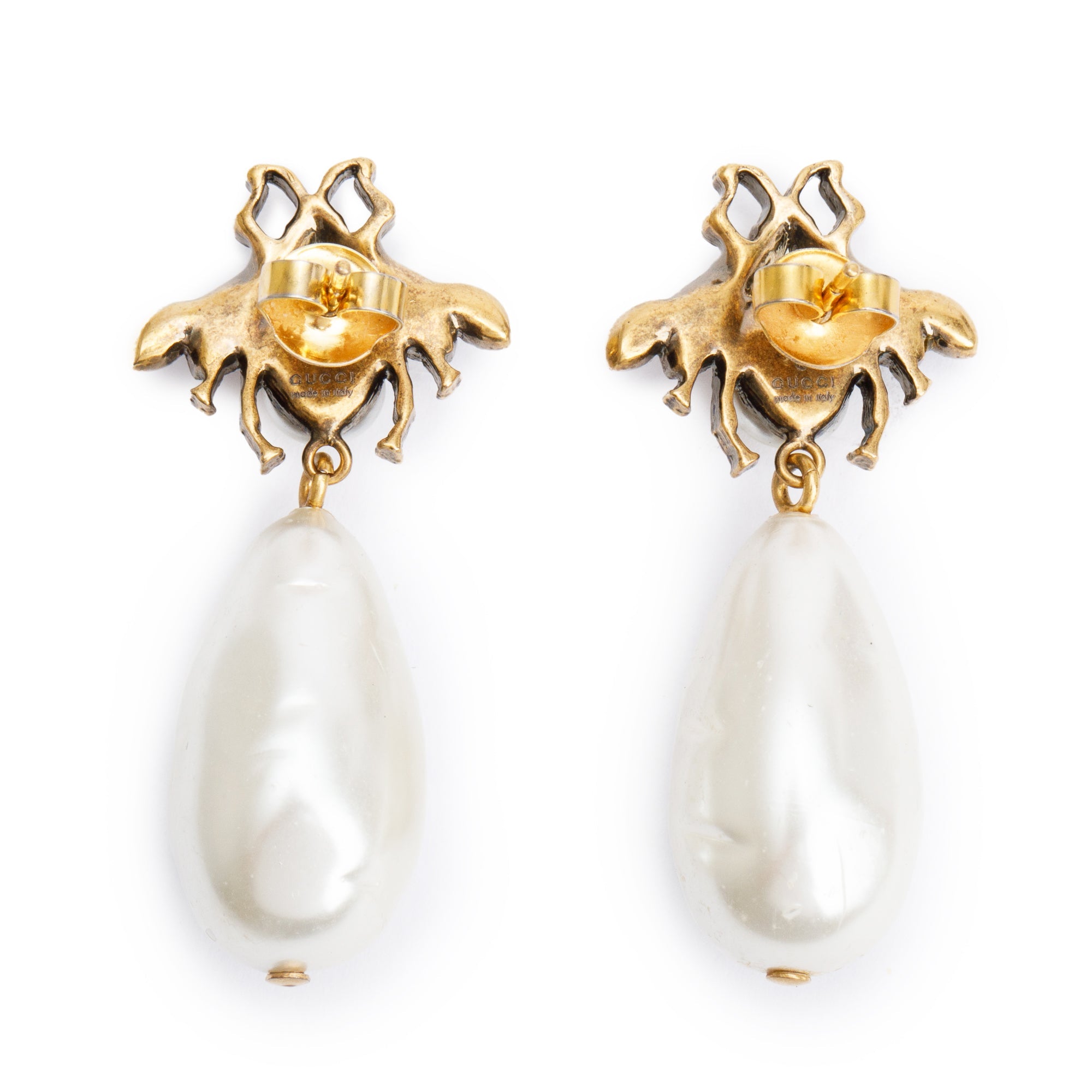 Gucci Aged Gold-Plated Faux Pearl Bee Drop Earrings – Oliver Jewellery