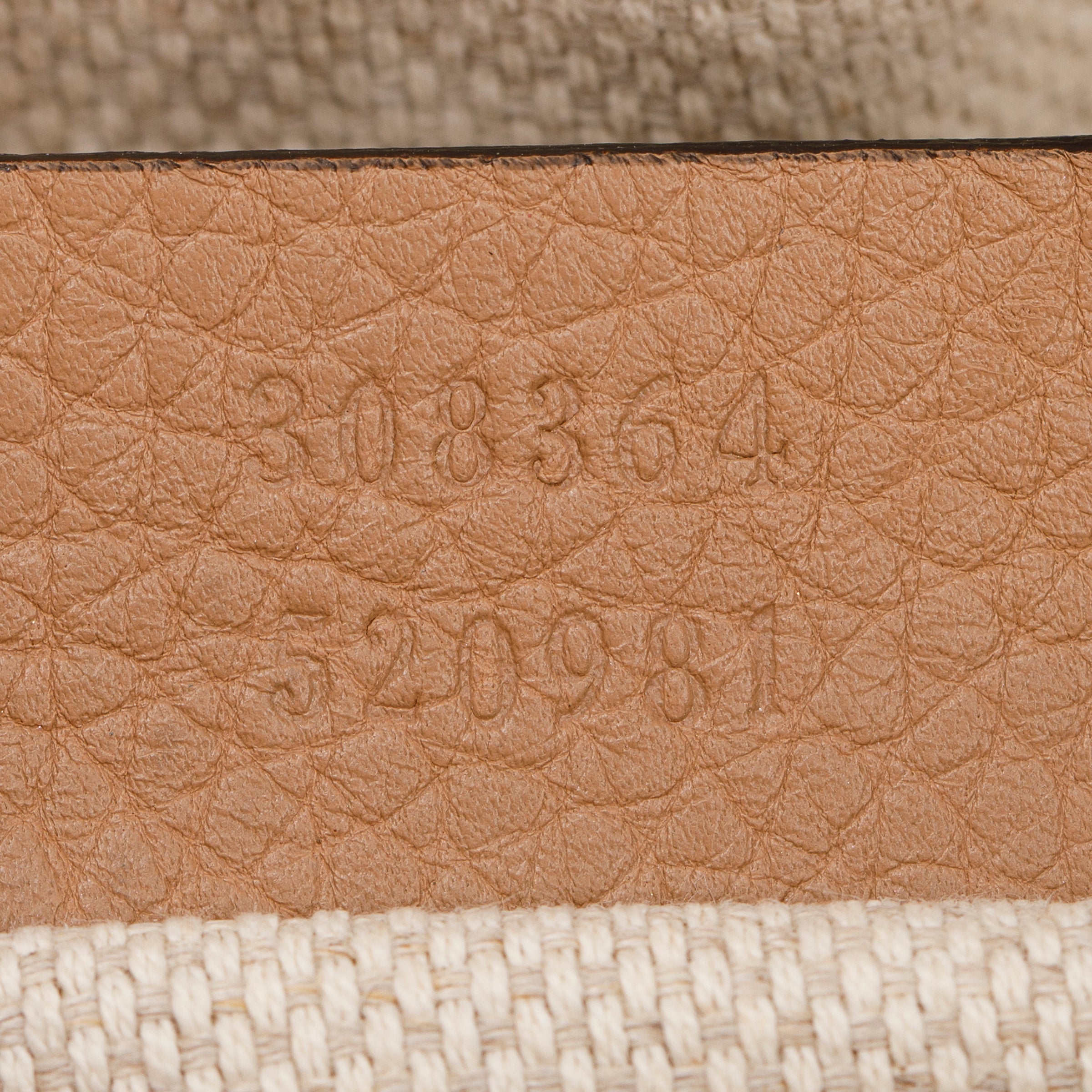 Gucci Beige Calfskin Leather Small Soho Disco Bag