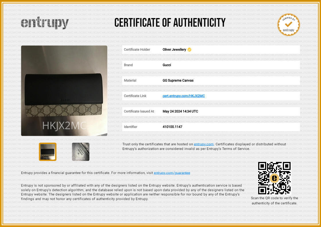 Gucci Black Calfskin GG Supreme Monogram Continental Wallet