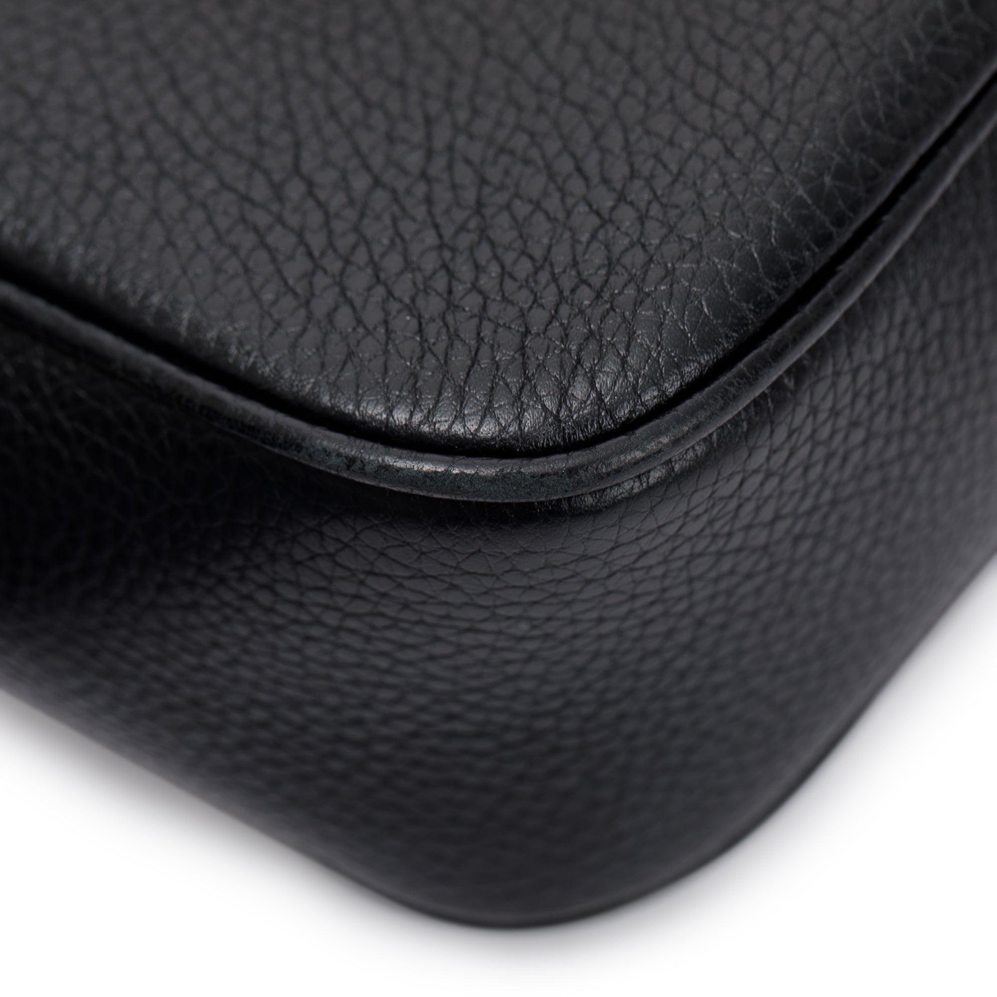 Gucci Black Calfskin Leather Small Soho Disco Bag w/ Box