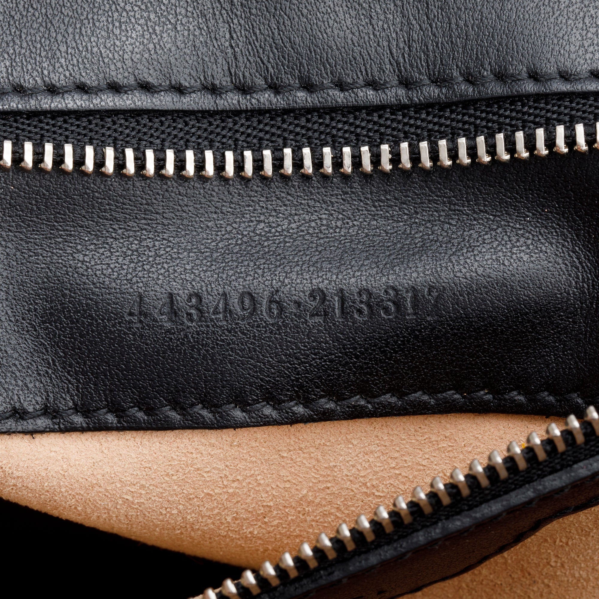 Gucci Black GG Marmont Matelasse Medium Shoulder Bag