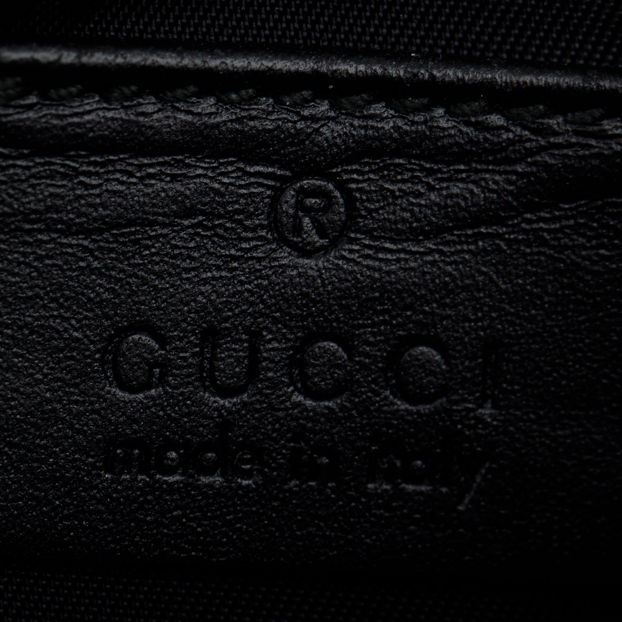 Gucci Black GG Signature Leather Key Pouch w/ Box