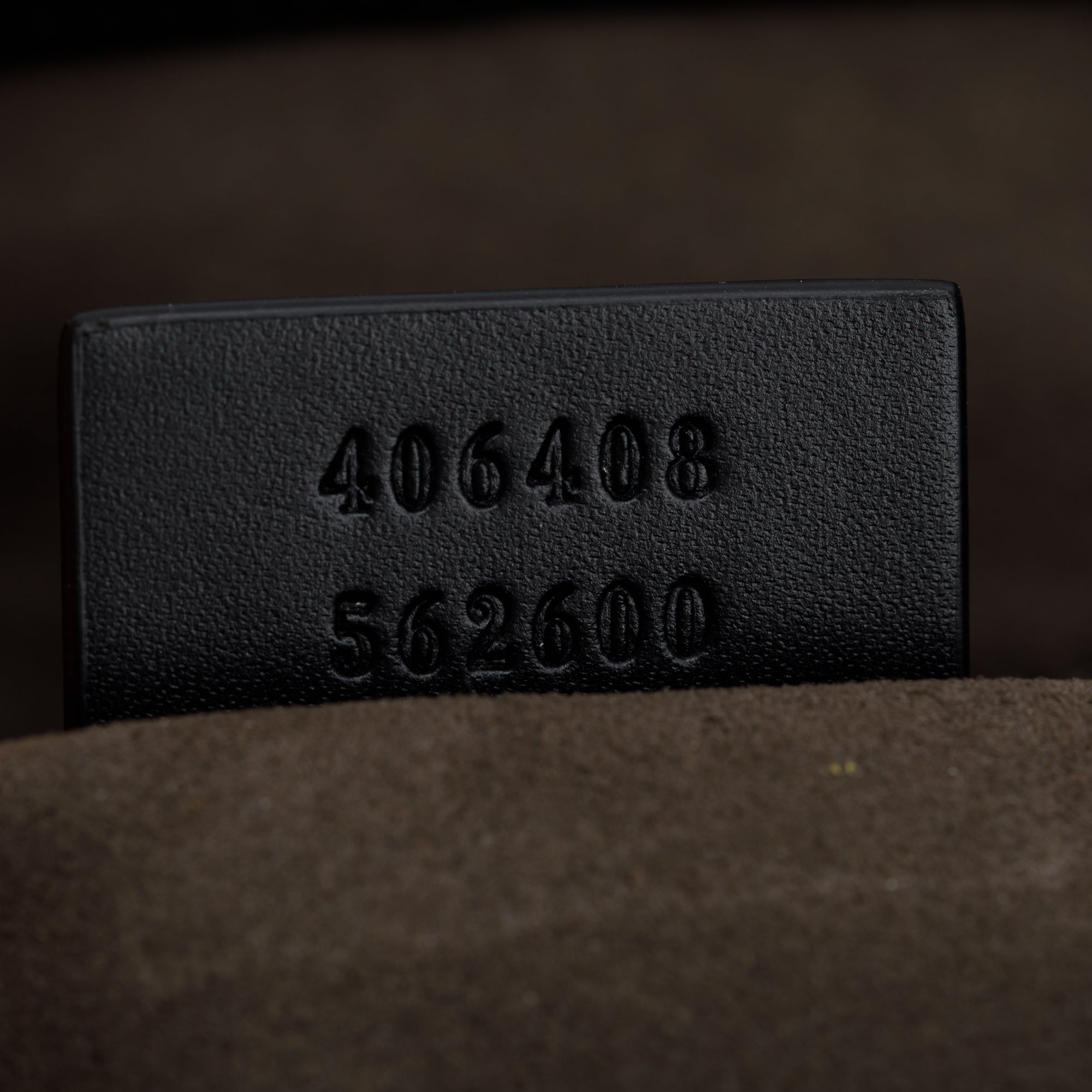 Gucci Black GG Signature Leather Medium Messenger Bag w/ Box