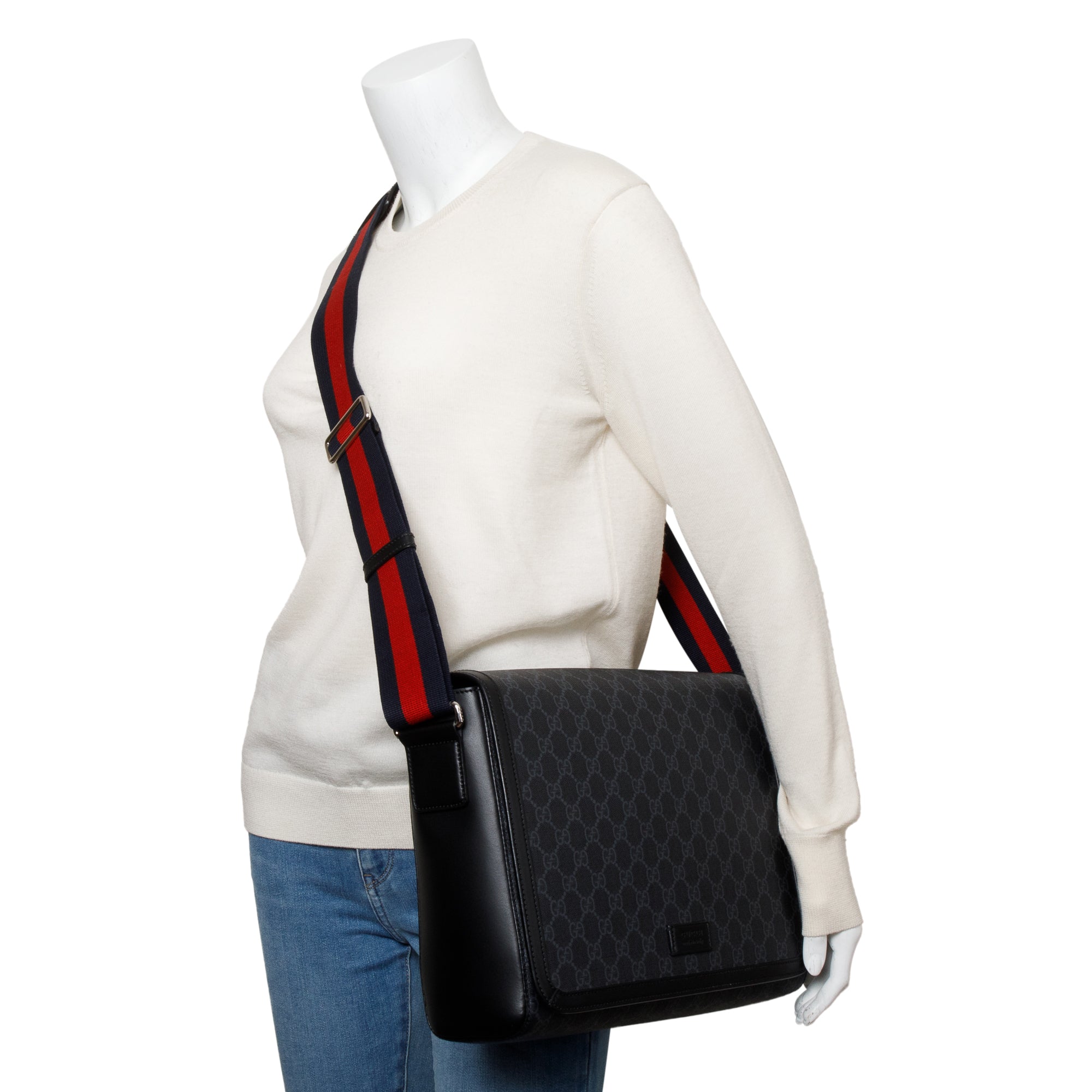 Gucci Black GG Supreme Messenger Flap Bag w/ Box