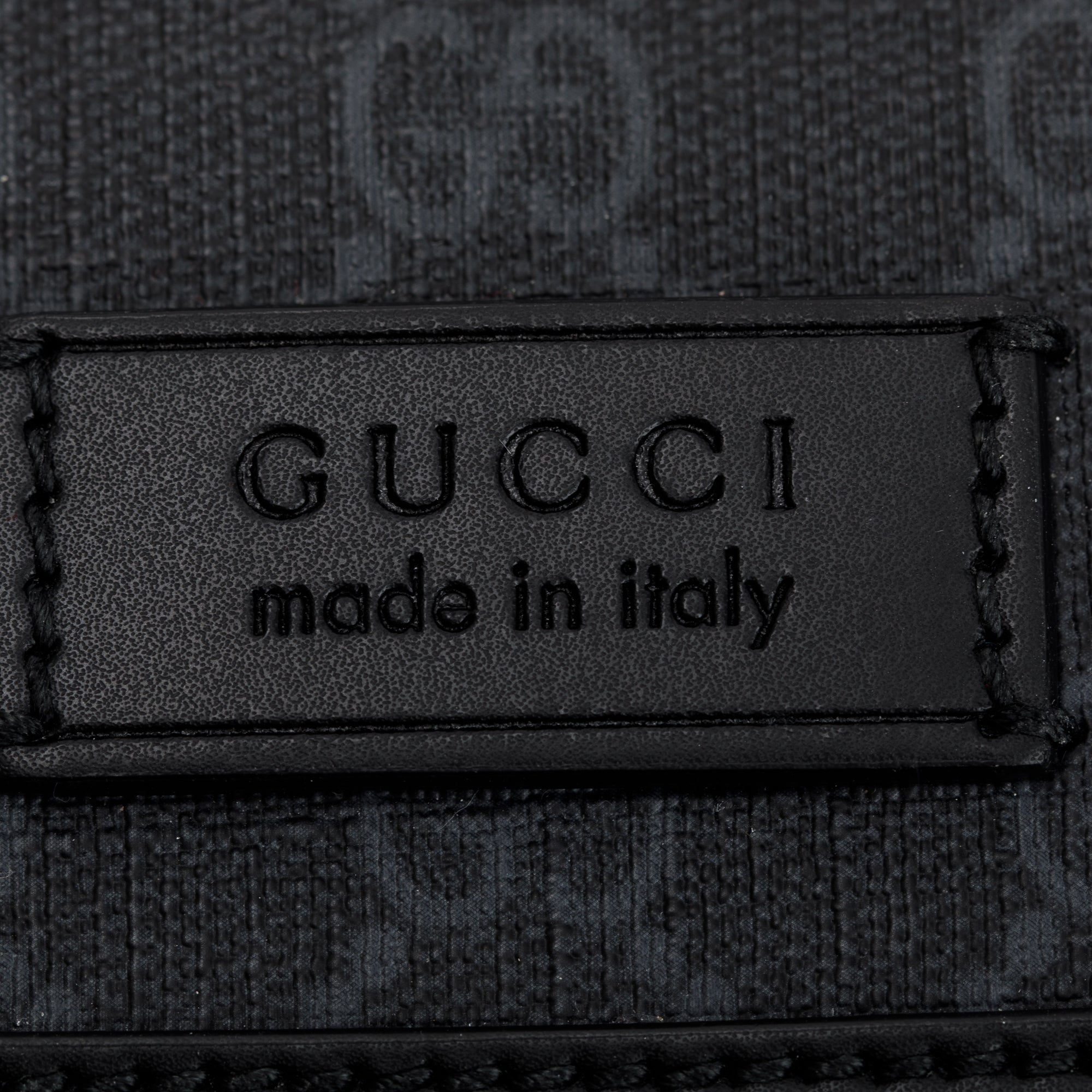 Gucci Black GG Supreme Small Messenger Bag w/ Box