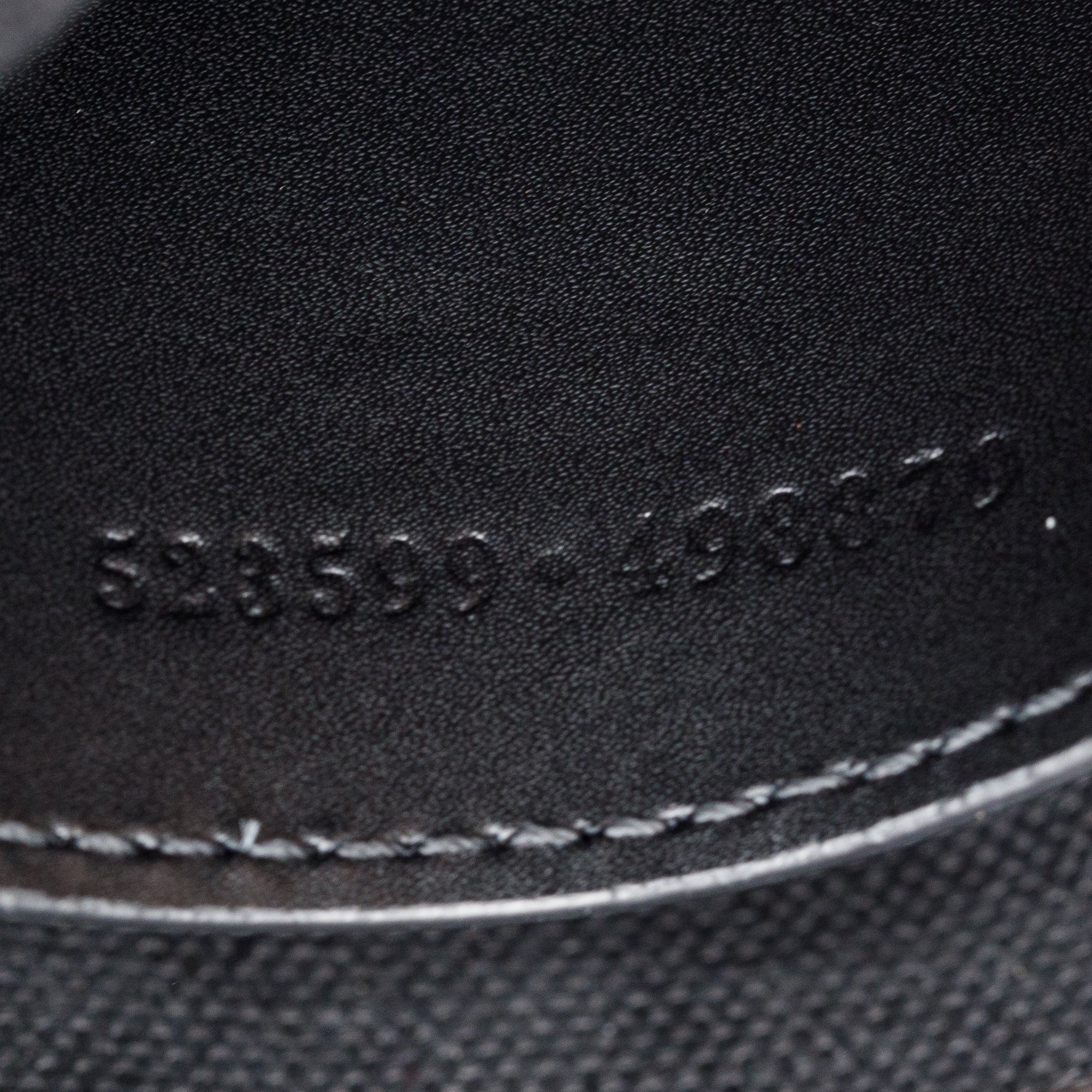 Gucci Black GG Supreme Small Messenger Bag w/ Box & Receipt