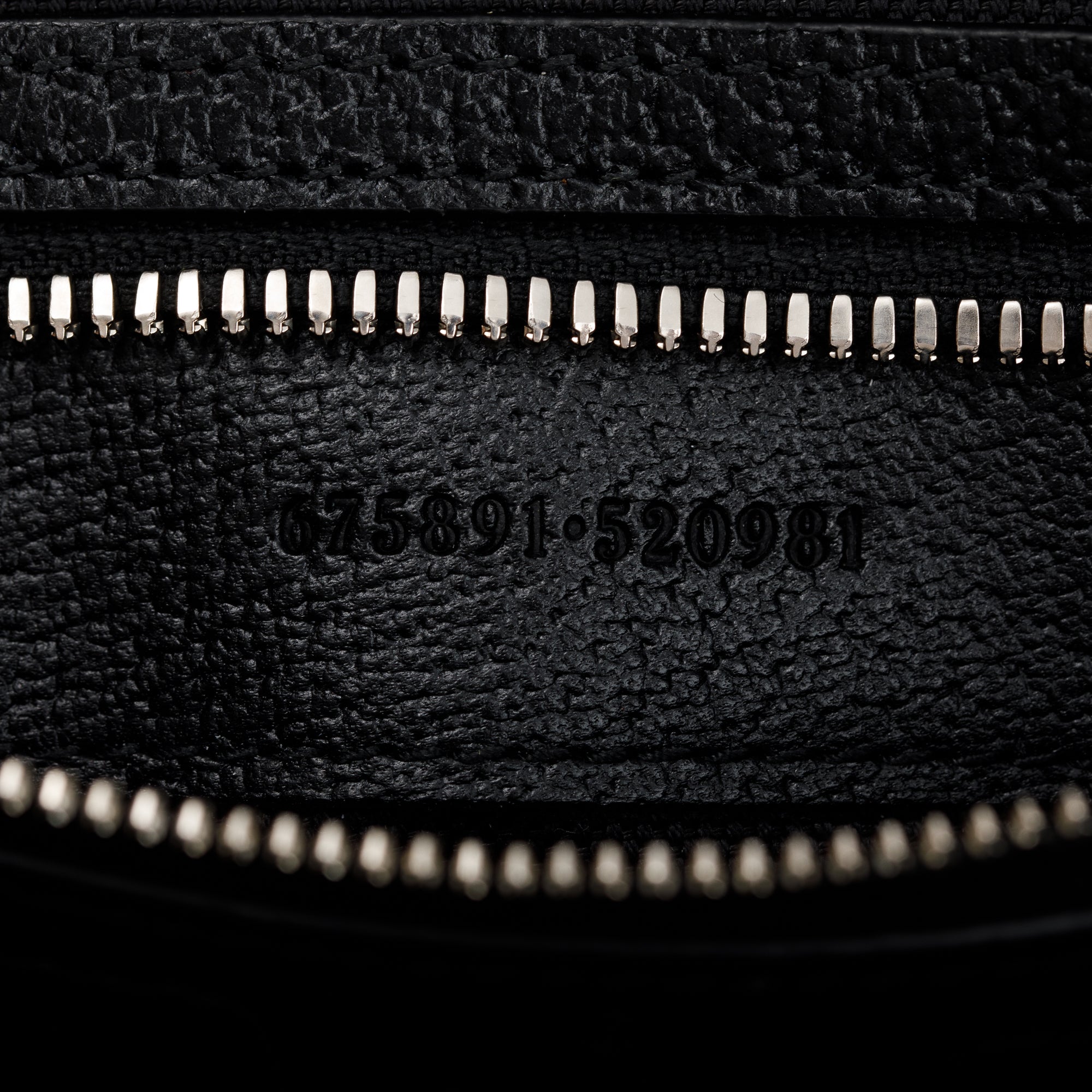 Gucci Black Jumbo GG Canvas Messenger Bag w/ Box