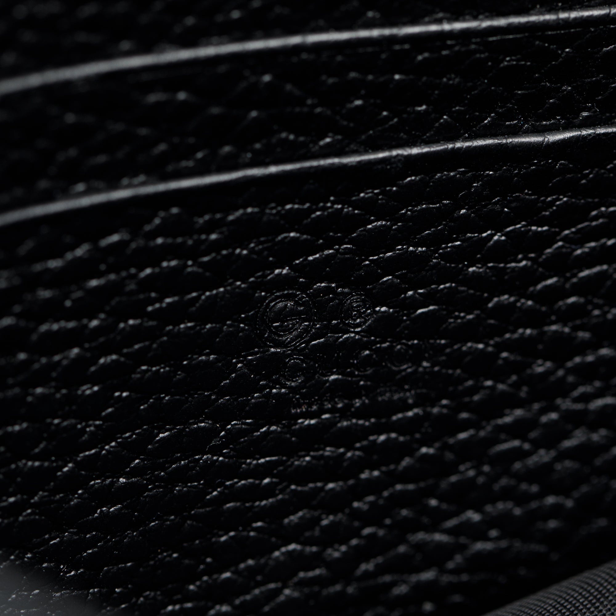 Gucci Black Leather Interlocking G Wallet on Chain w/ Box