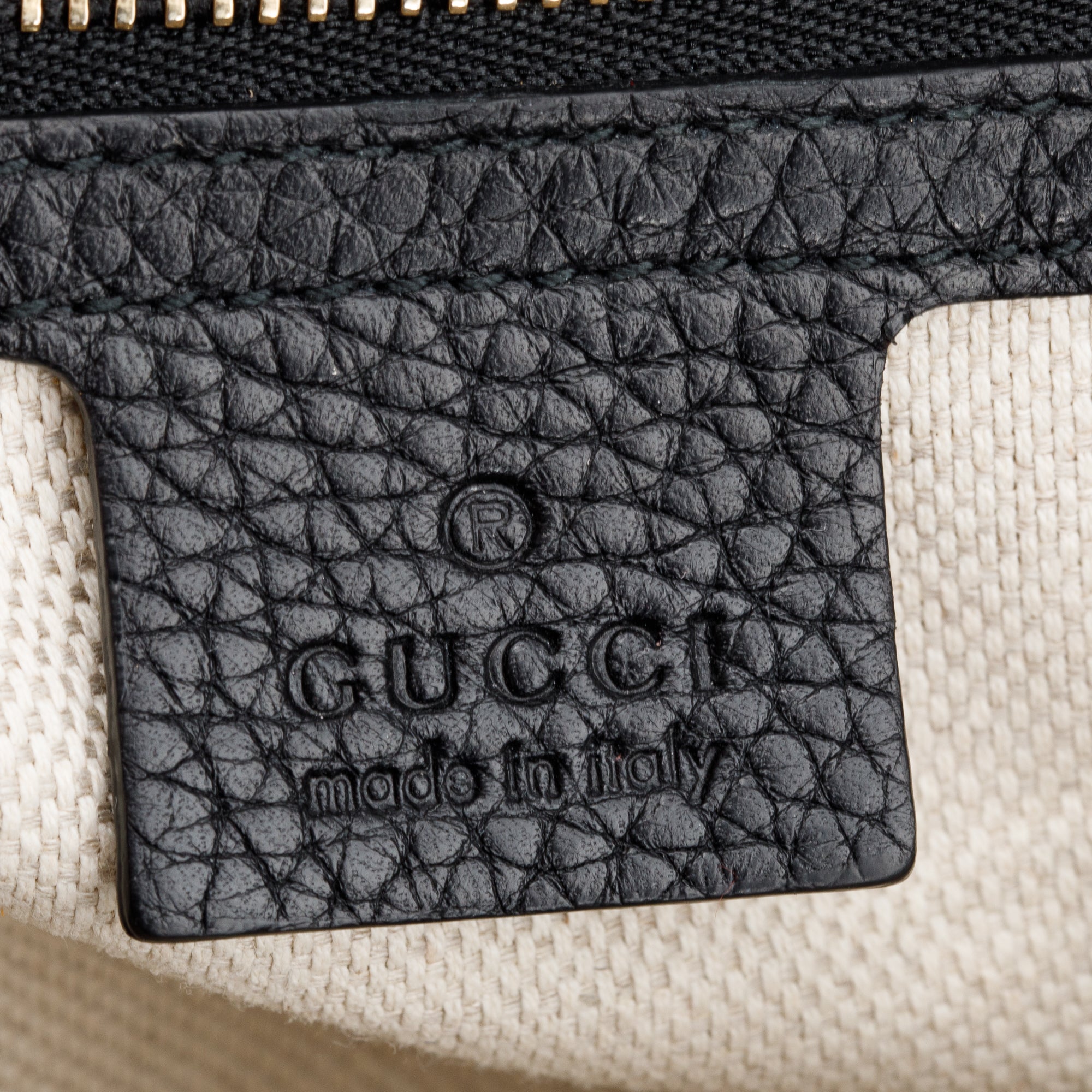 Gucci Black Leather Medium Soho Chain Crossbody Bag w/ Box