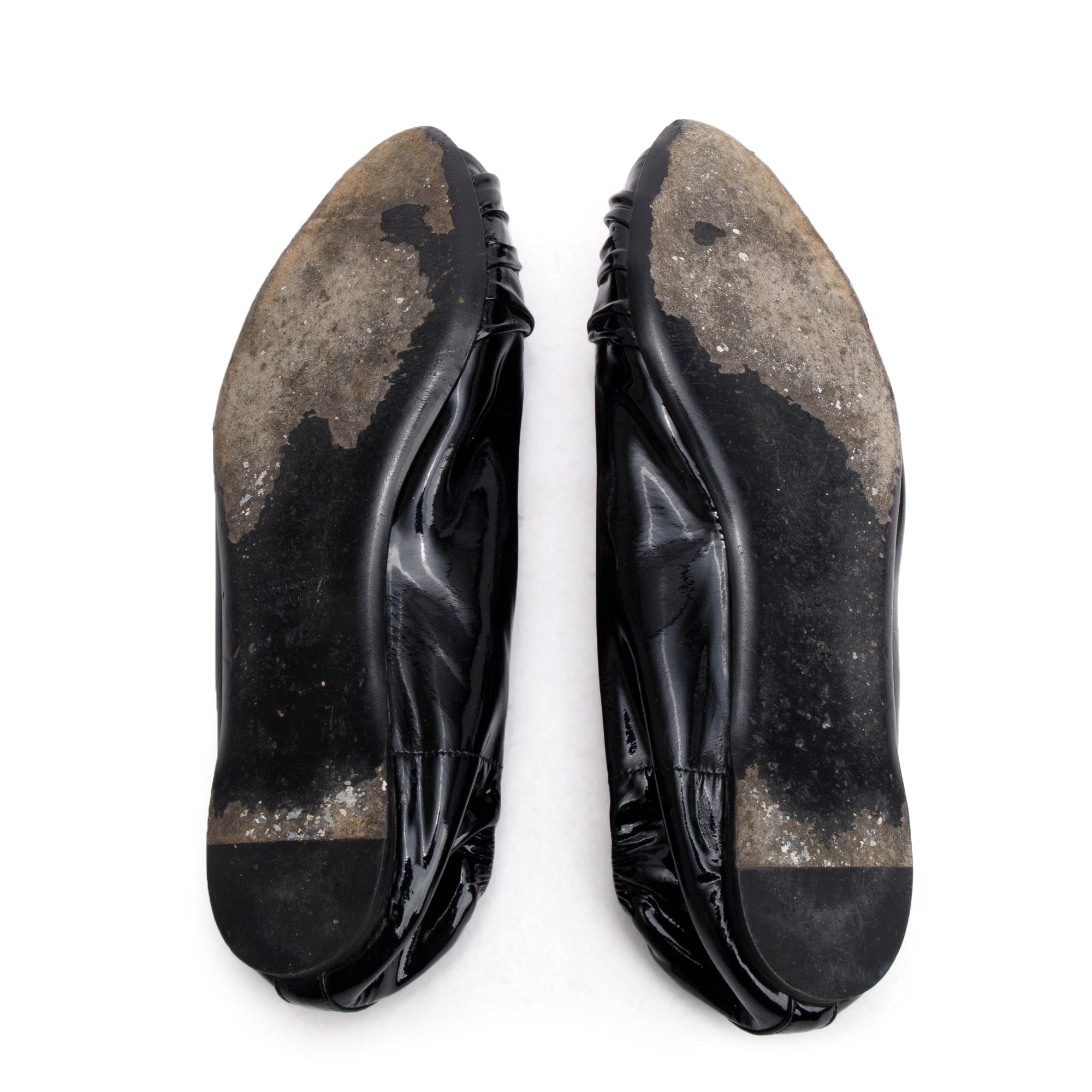Gucci Black Patent Leather Ballet Flats, Size 7