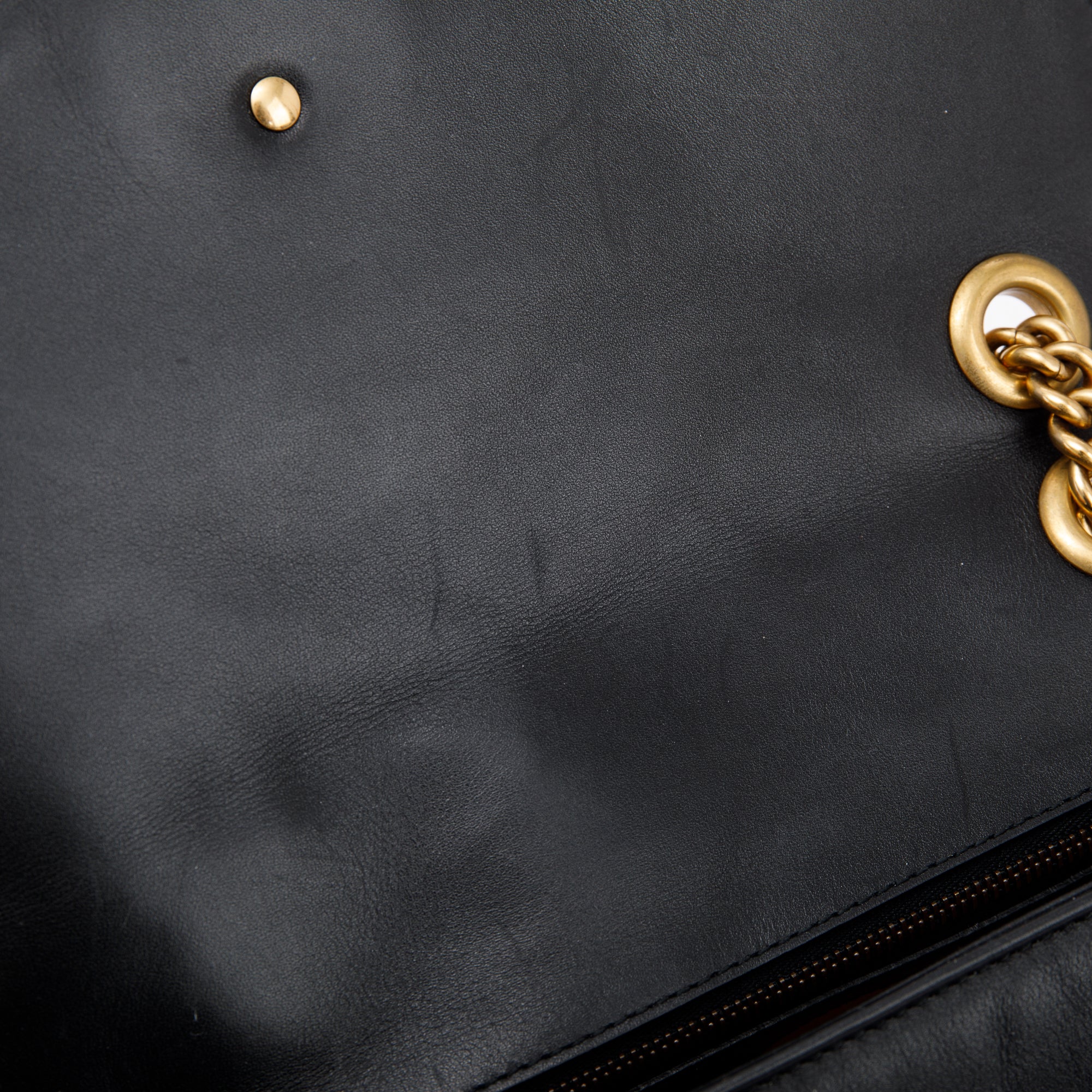 Gucci GG Marmont Matelasse Medium Shoulder Bag