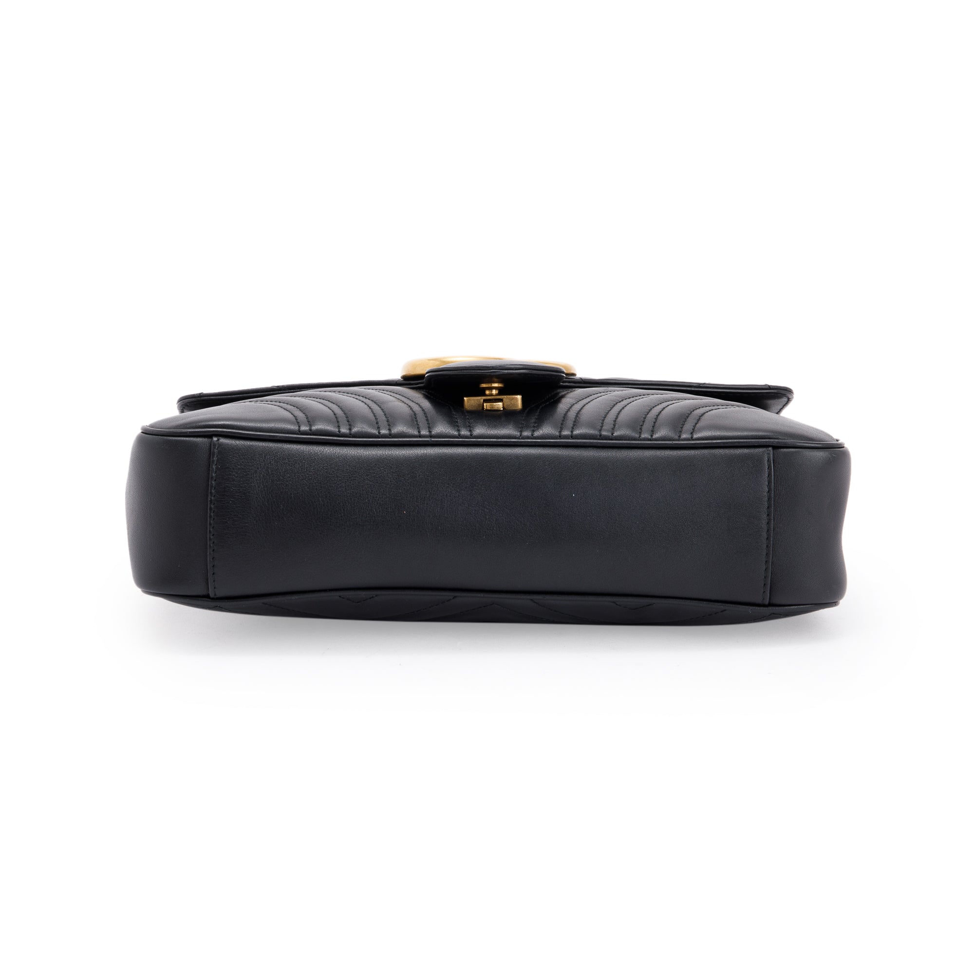 Gucci GG Marmont Matelasse Medium Shoulder Bag