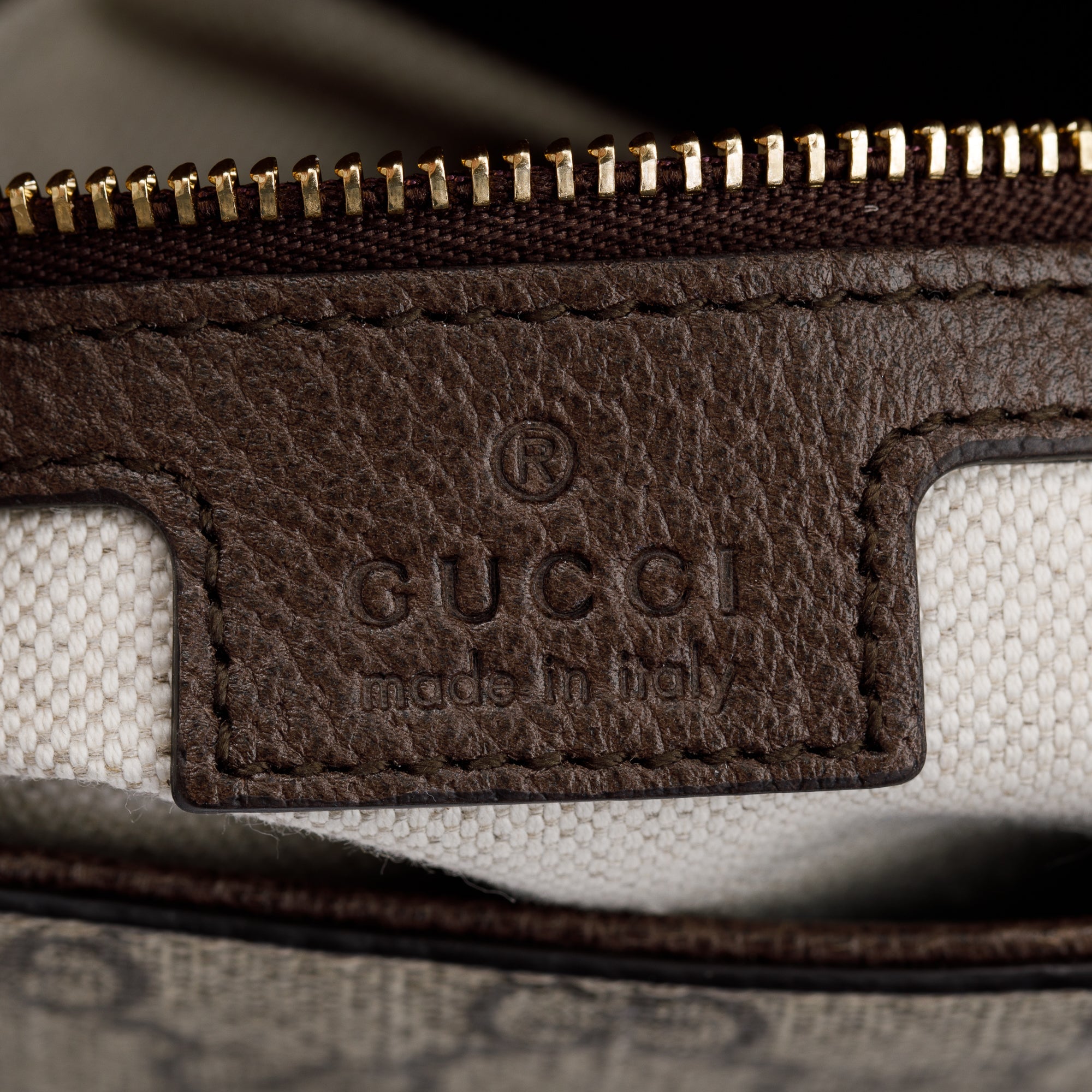 Gucci GG Supreme Blondie Shoulder Bag w/ Strap