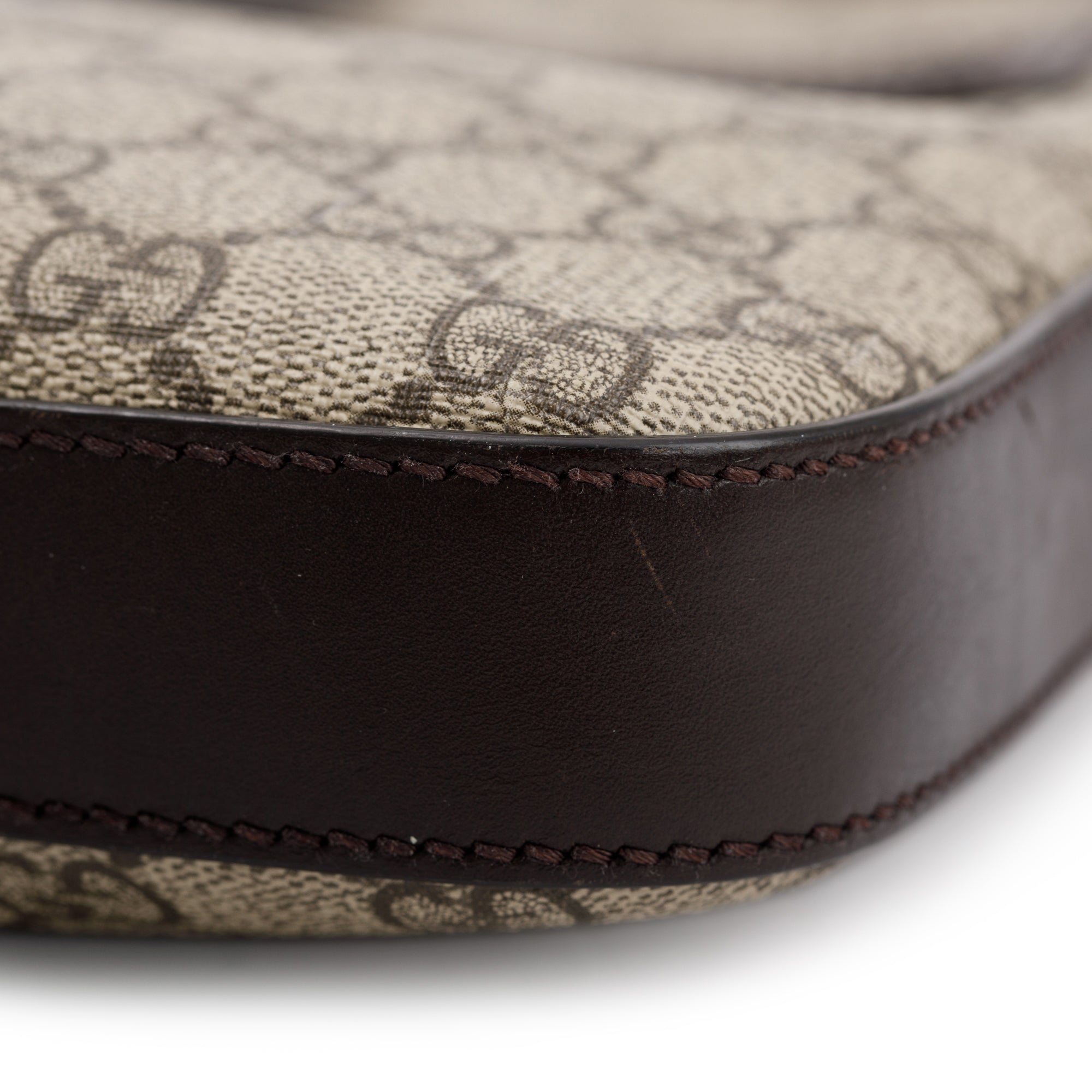 Gucci GG Supreme Messenger Bag