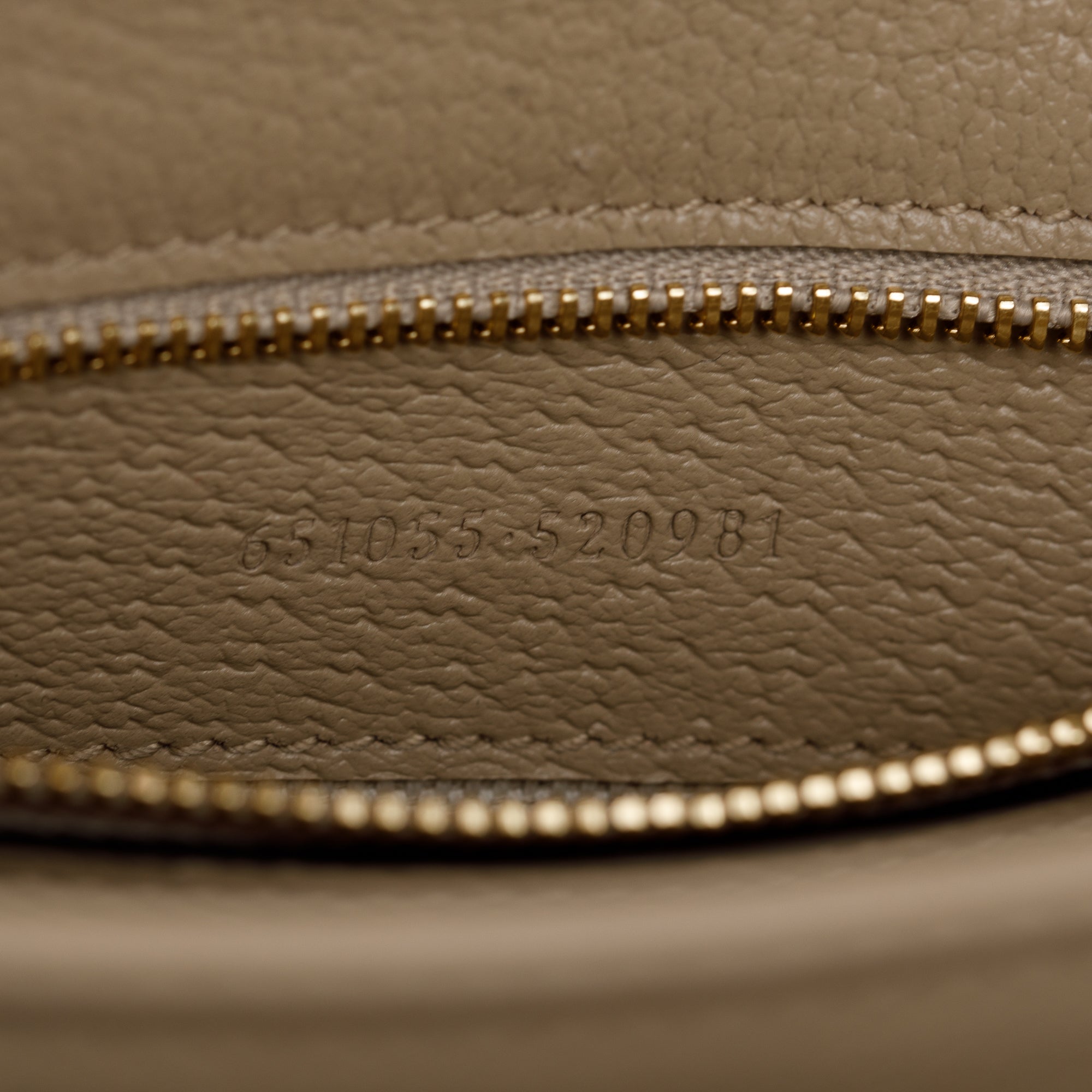 Gucci GG Supreme Monogram Small Ophidia Top Handle Bag