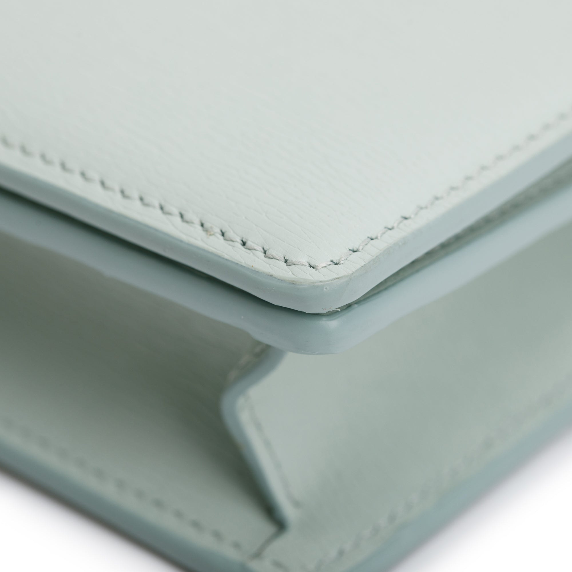 Gucci Green Calfskin Leather Chain Wallet with Gucci Script w/ Box