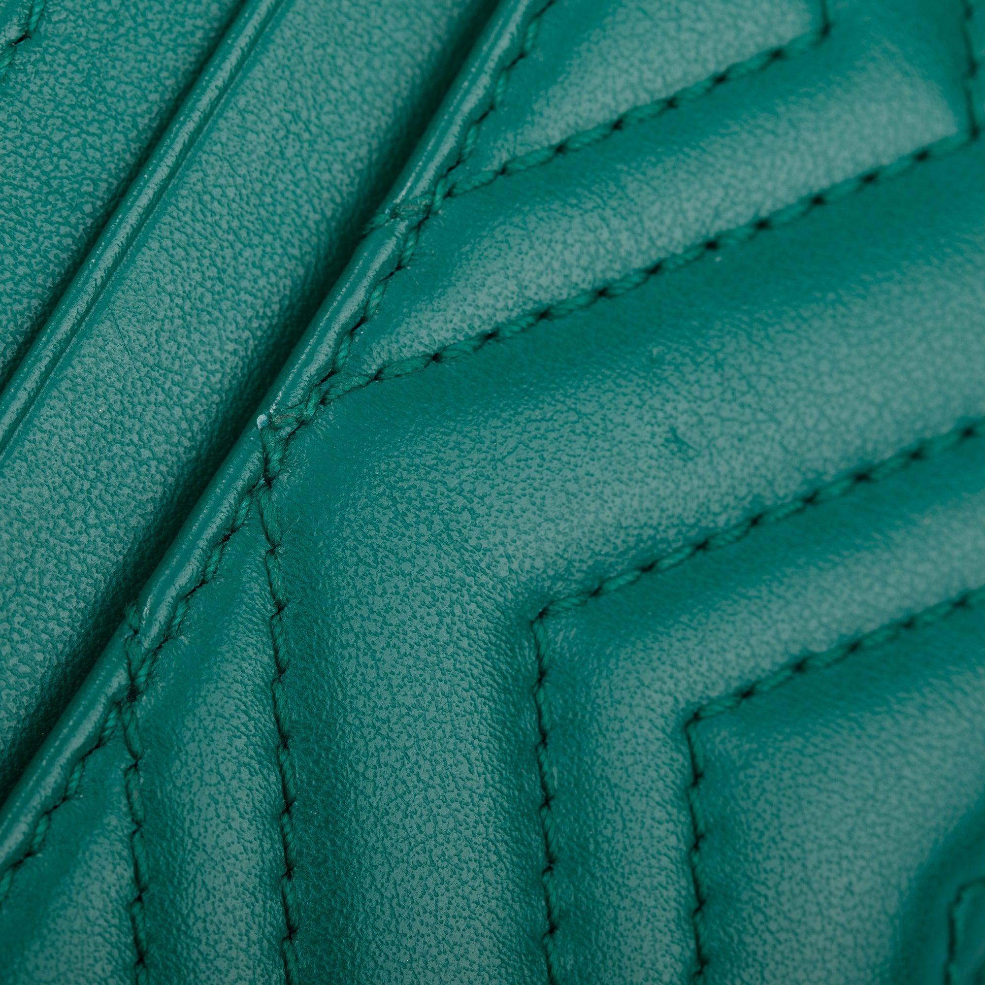 Gucci Green Calfskin Leather GG Marmont Card Holder w/ Box