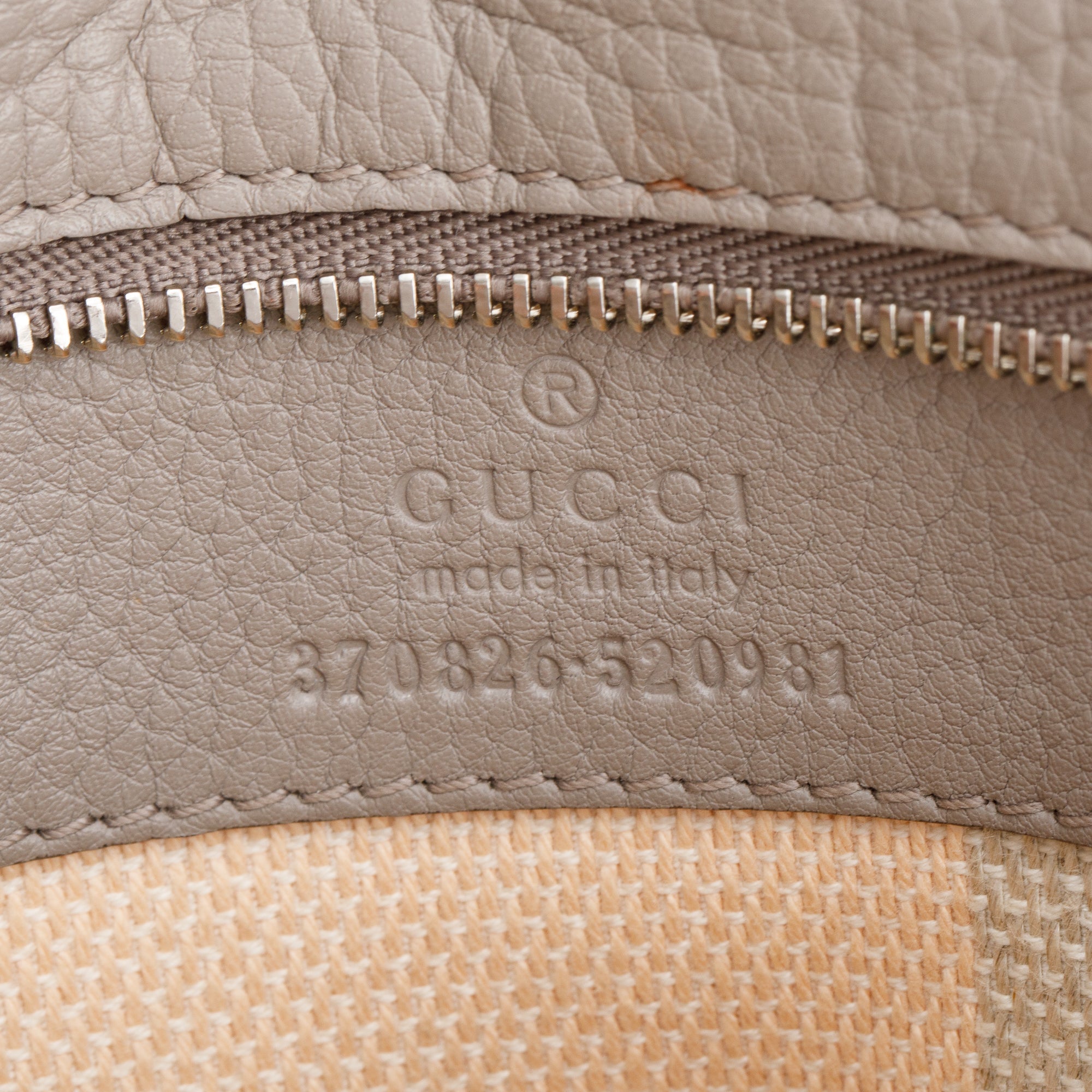 Gucci Grey Calfskin Leather Medium Bamboo Daily Crossbody Bag w/ Receipt