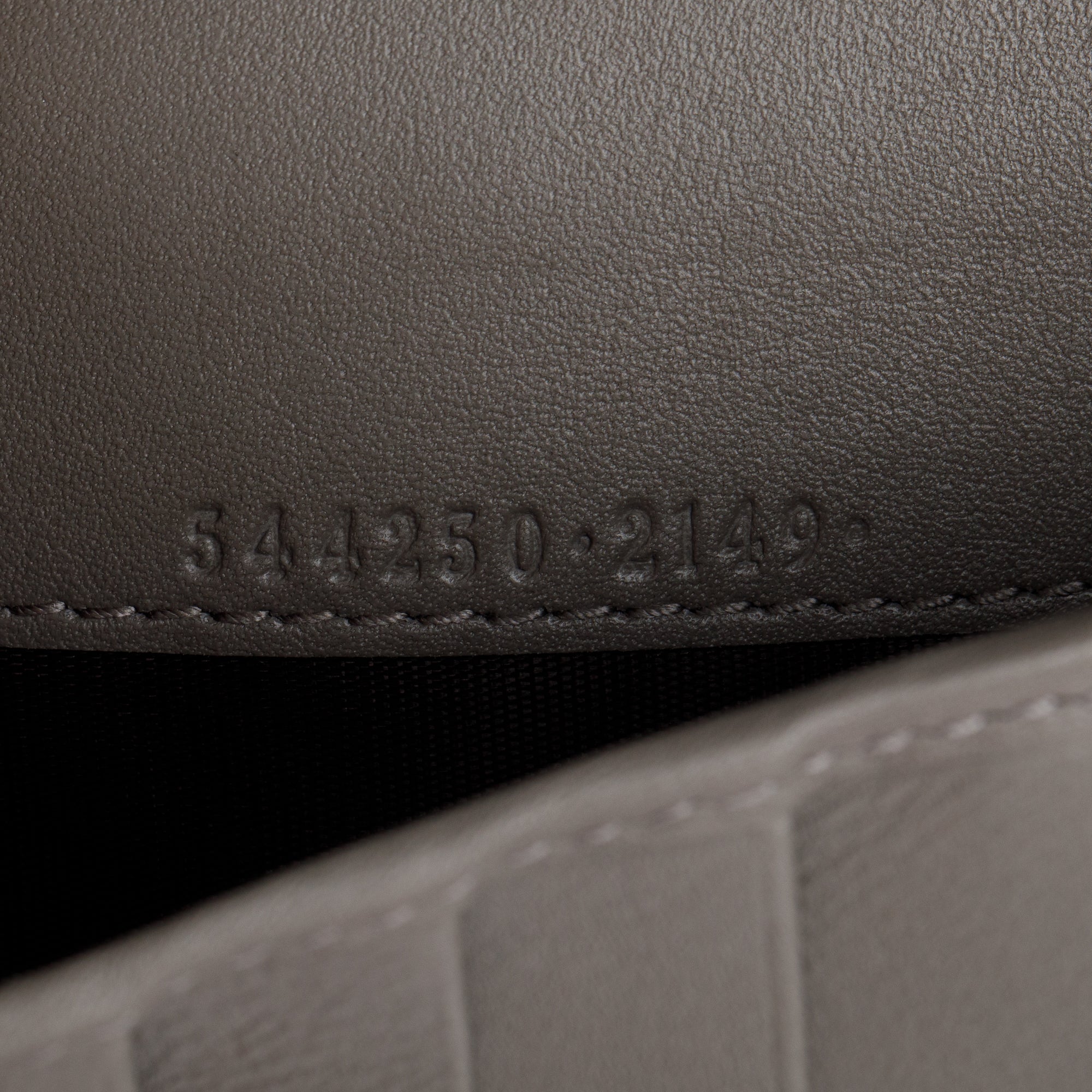 Gucci Grey Microguccissima Leather Double Zip Travel Wallet