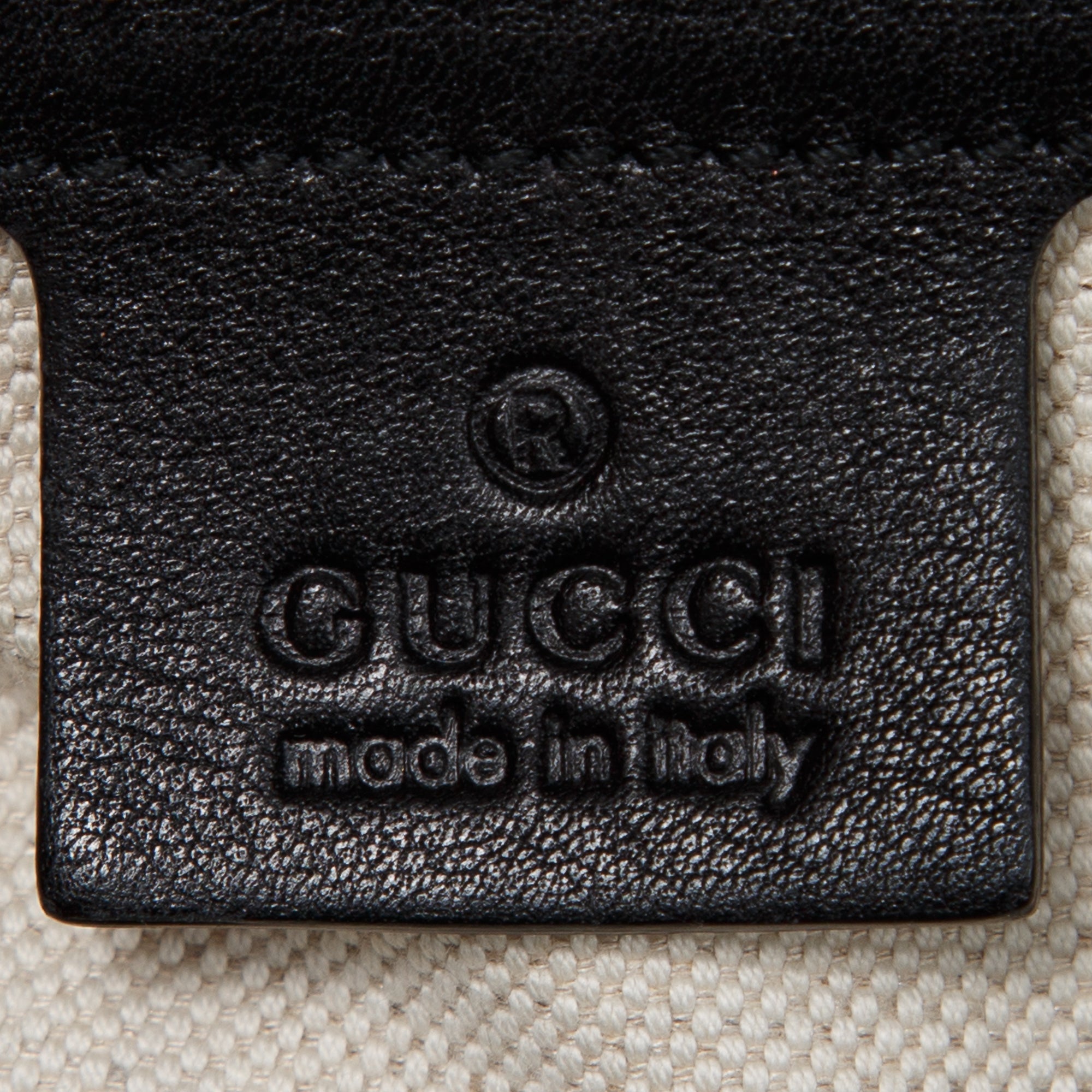 Gucci Medium Signature Leather Emily Hobo