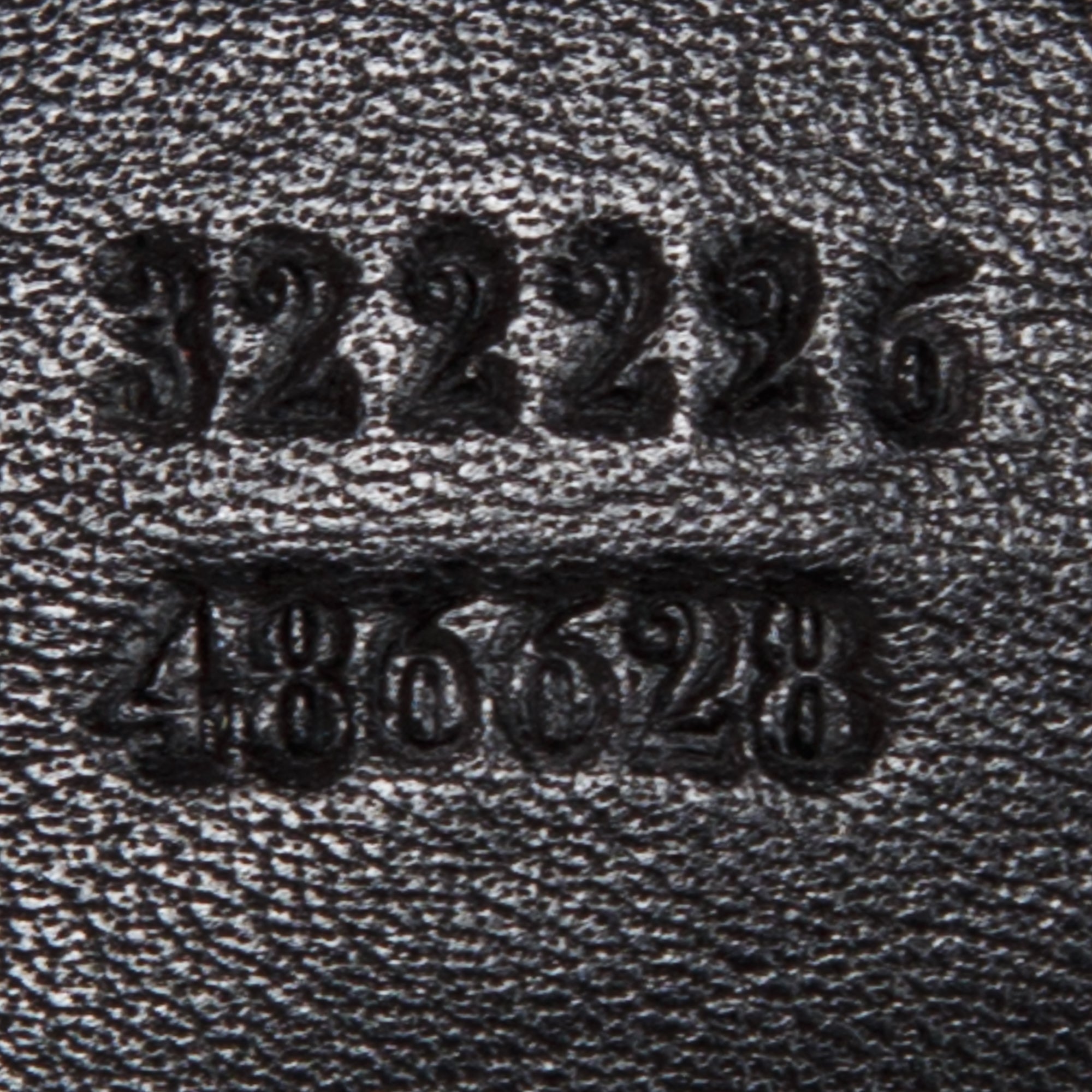 Gucci Medium Signature Leather Emily Hobo