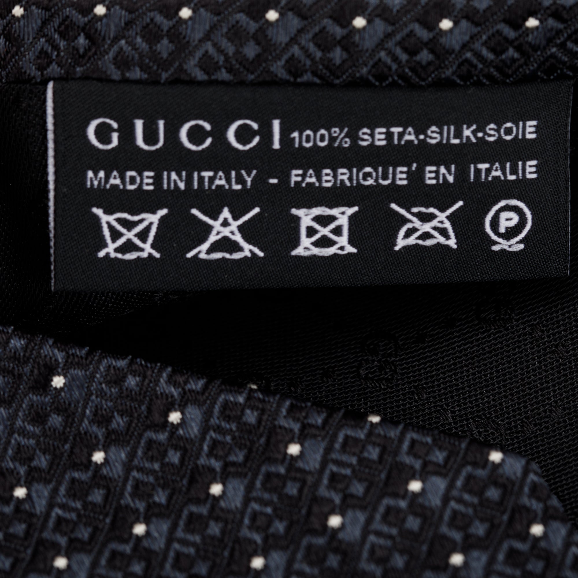 Gucci Navy Printed Pattern Silk Tie w/ Box