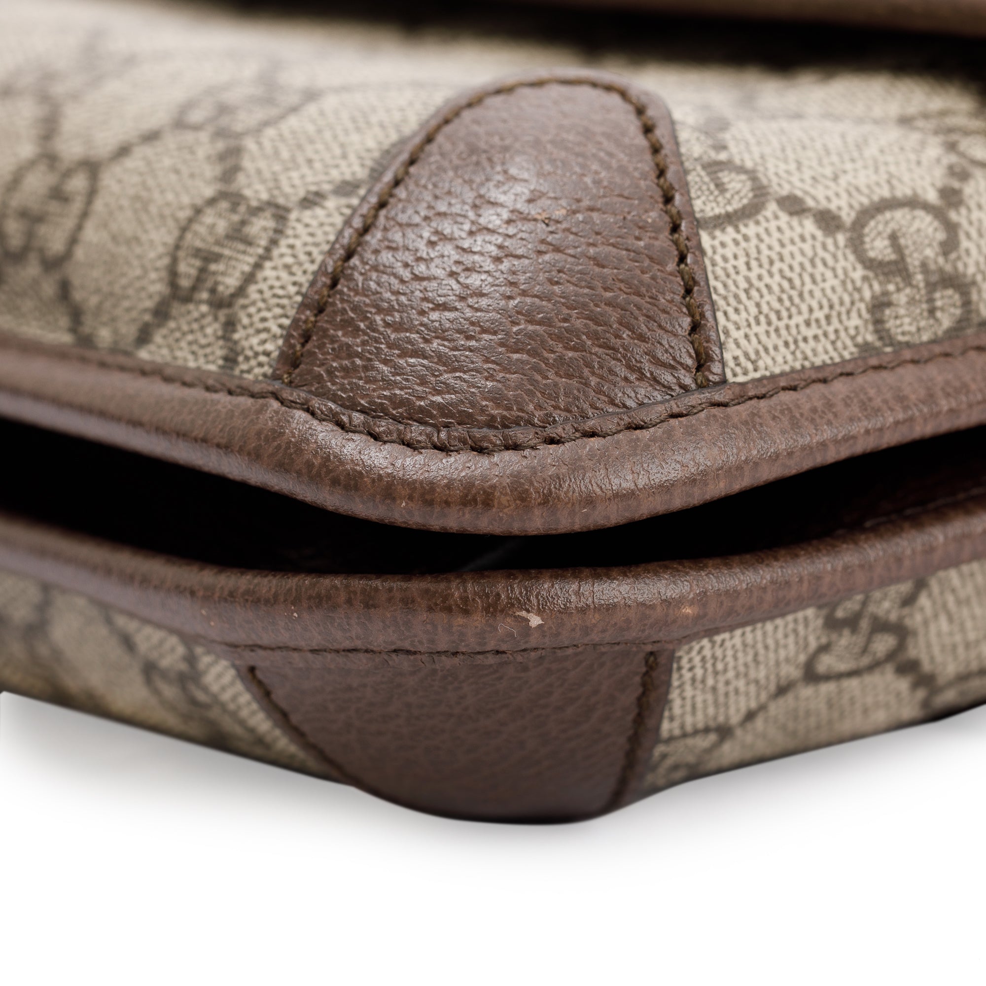 Gucci Neo Vintage GG Supreme Small Messenger Bag