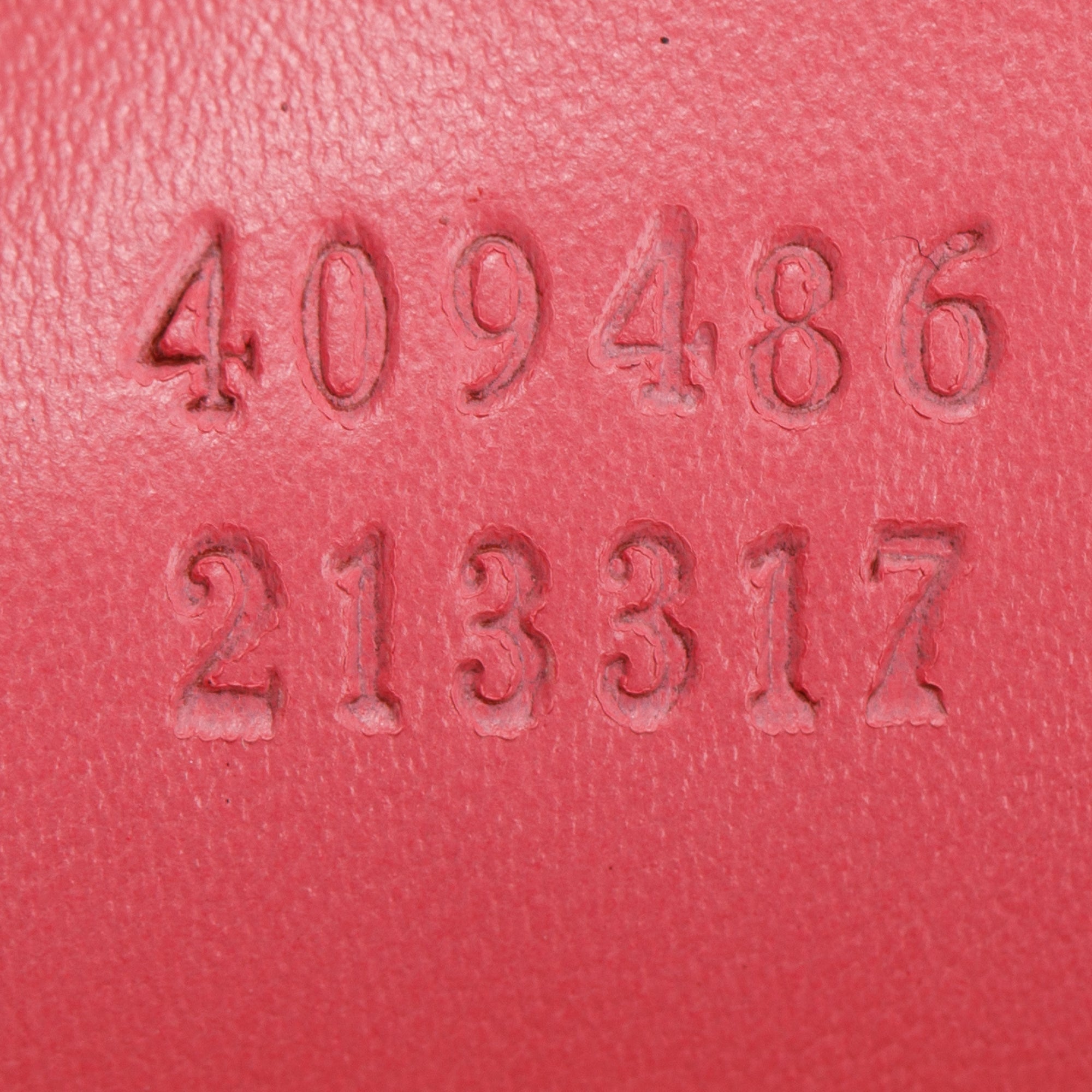 Gucci Pink GG Signature Leather Medium Padlock Shoulder Bag w/ Box