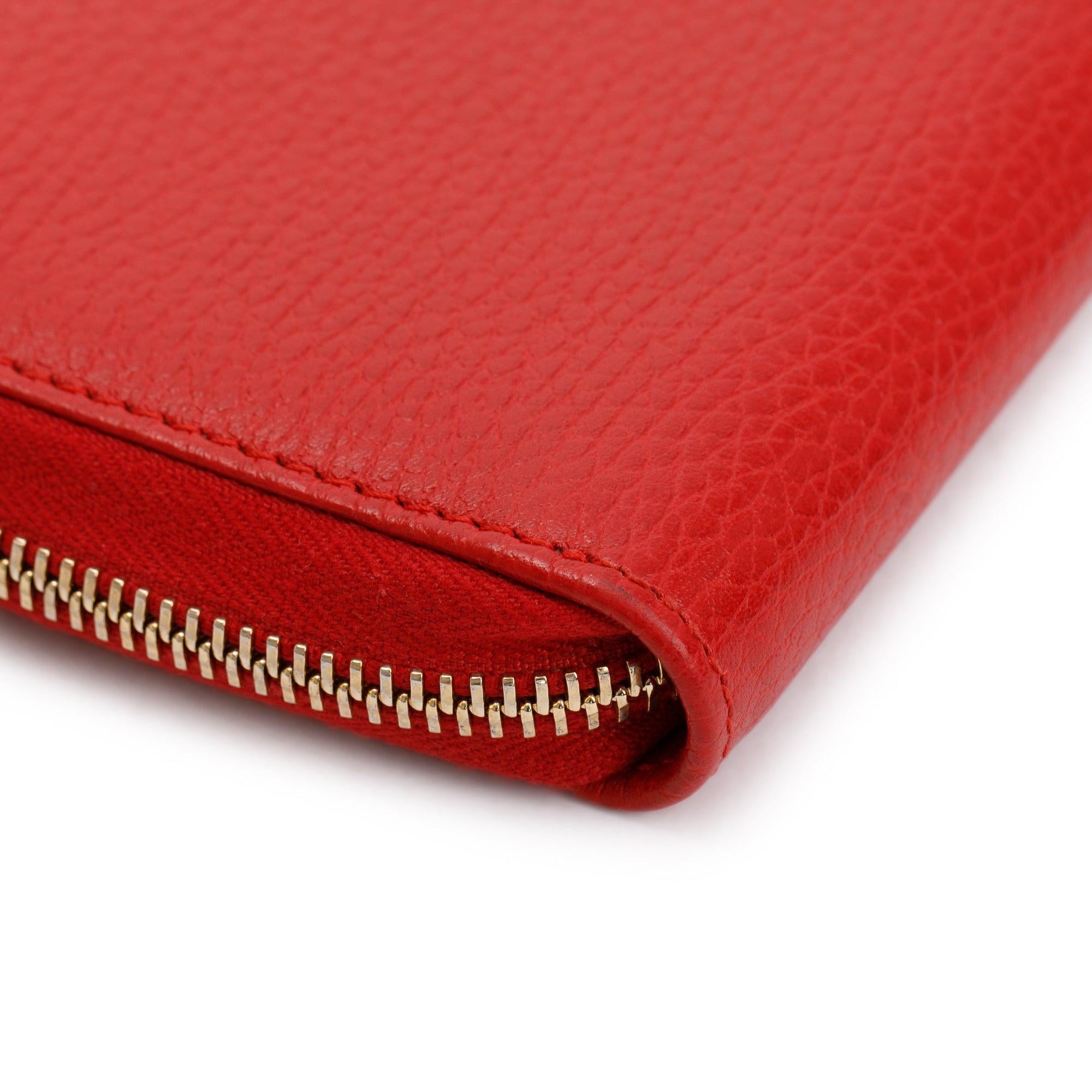 Gucci Red Dollar Calfskin Leather Medium Swing Zip Around Wallet
