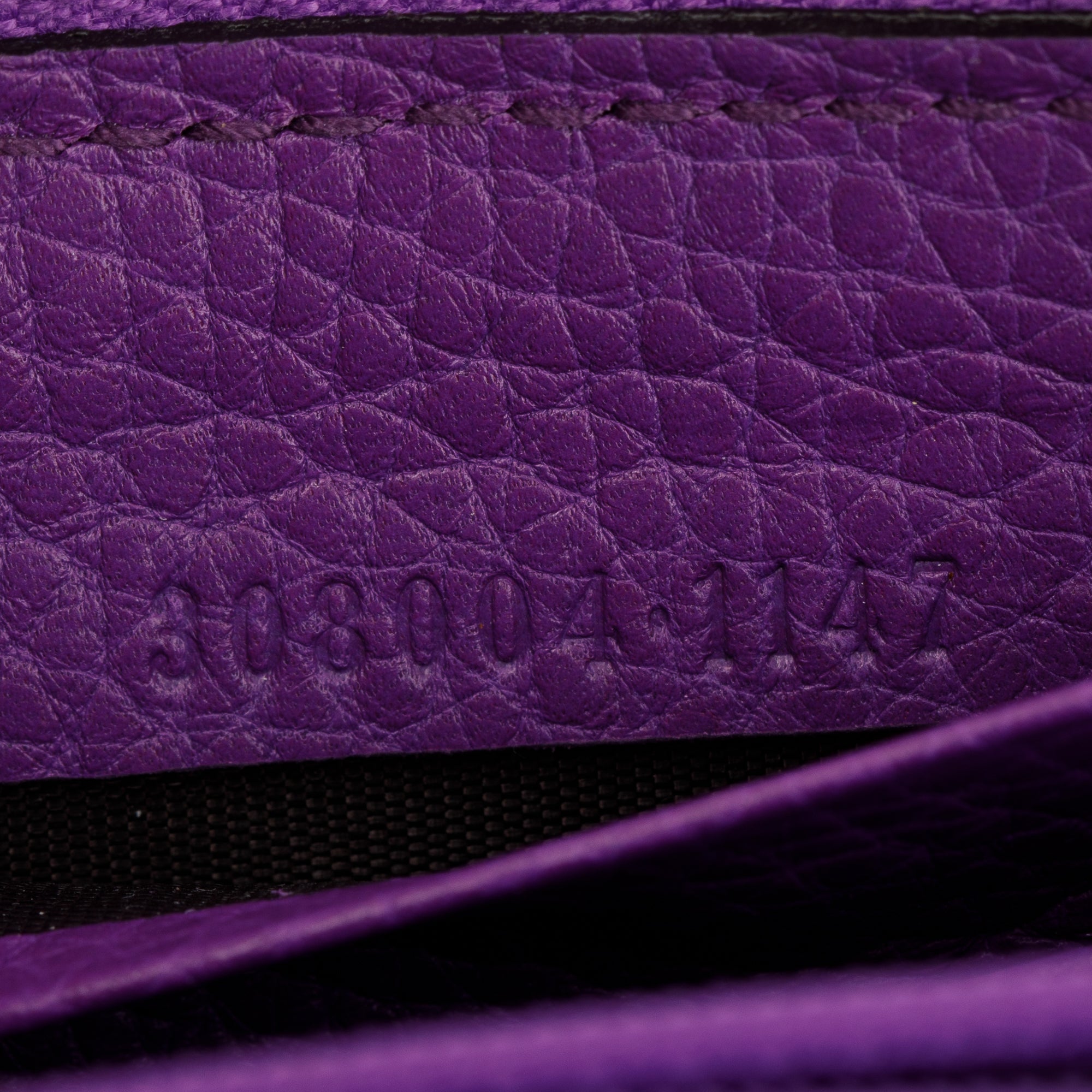 Gucci Soho Leather Zip Around Wallet w/ Box