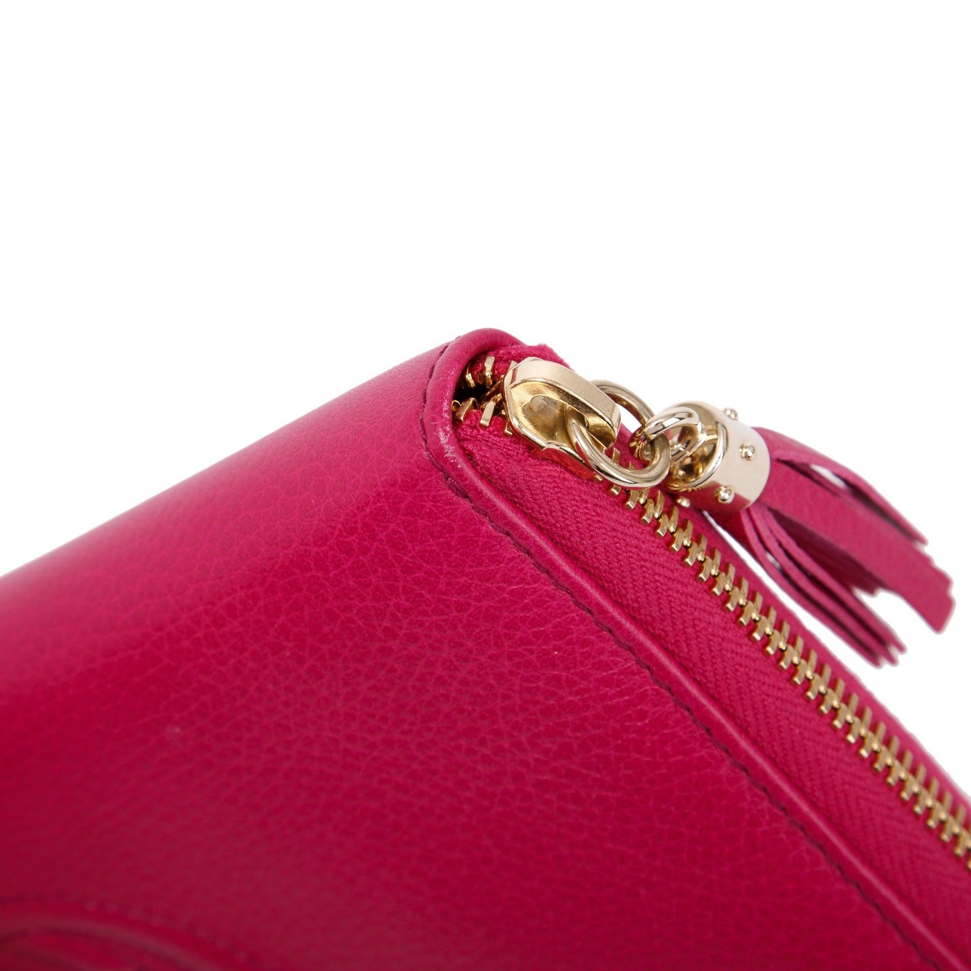 Gucci Soho Zip-Around Organizer Wallet