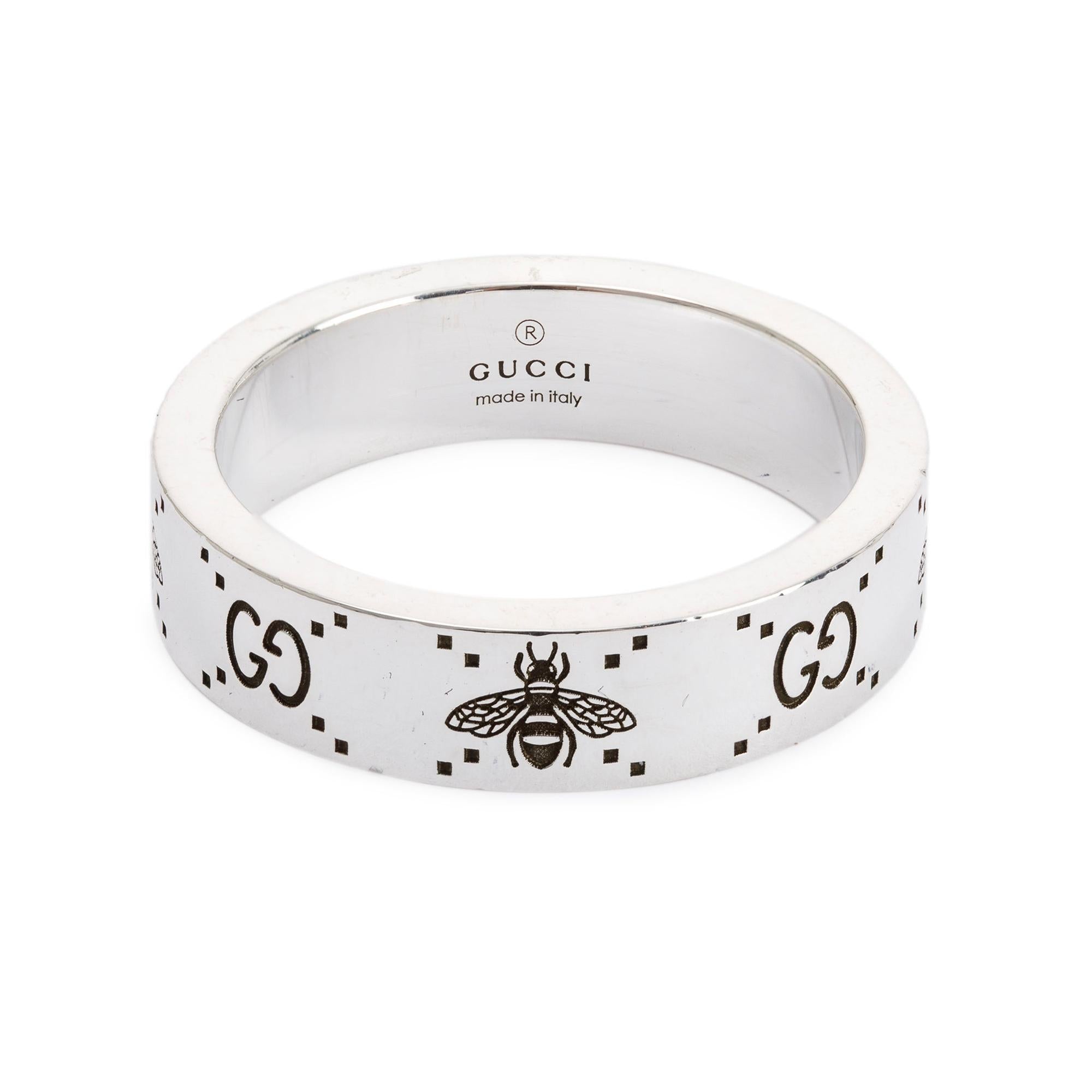 Gucci Sterling Silver GG and Bee Engraved Ring