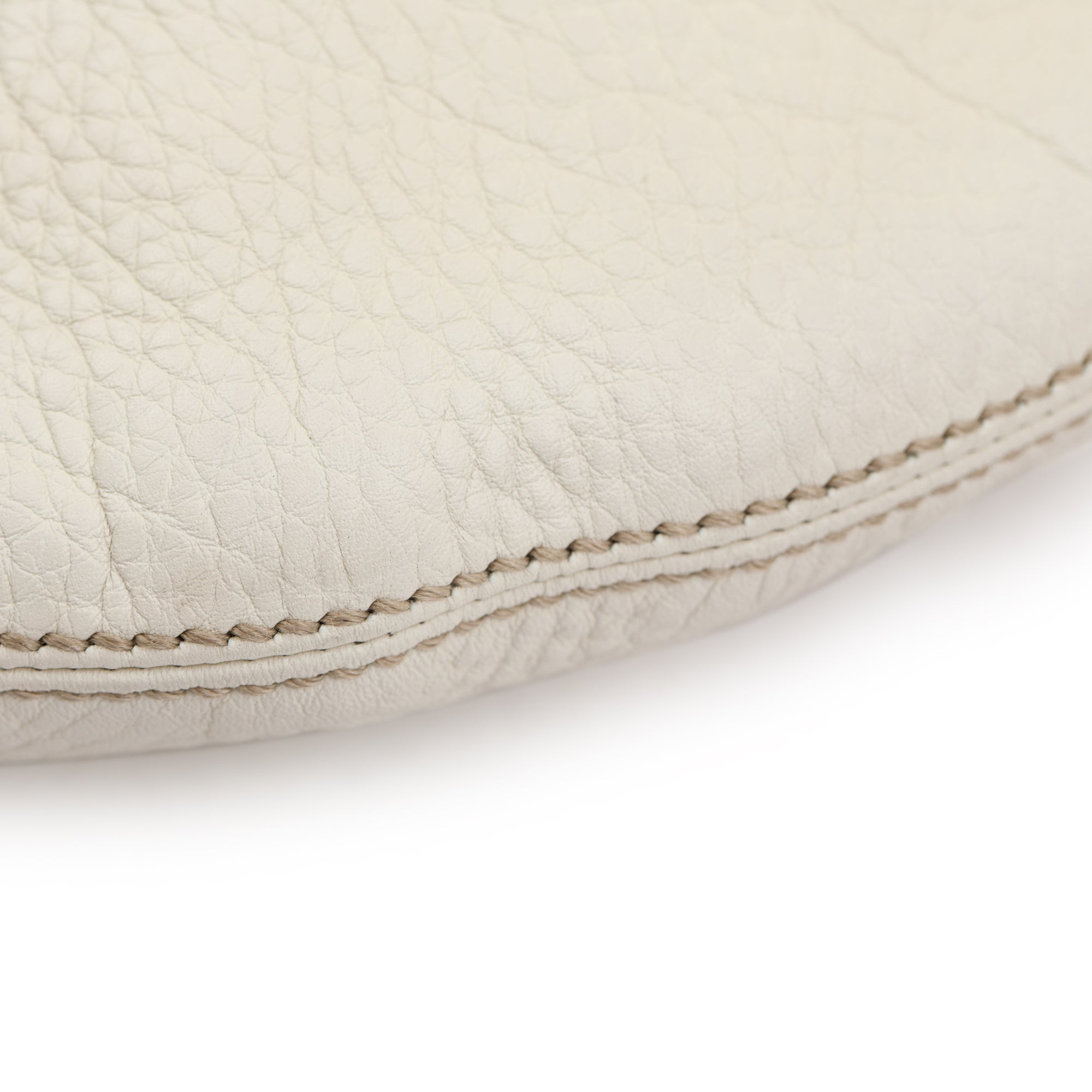 Gucci White Calfskin Leather Medium Soho Hobo Bag