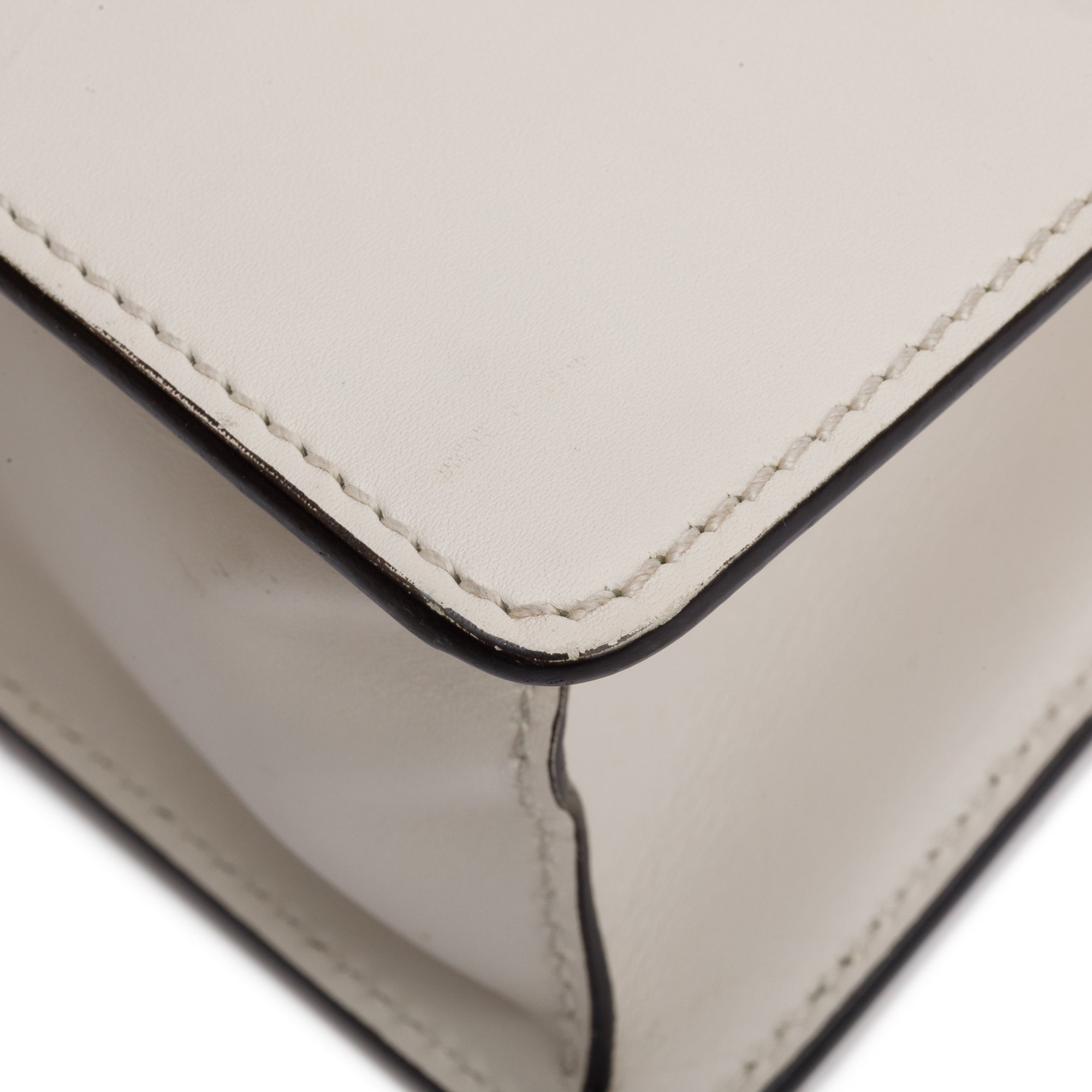 Gucci White Calfskin Leather Small Sylvie Handle Bag w/ Strap
