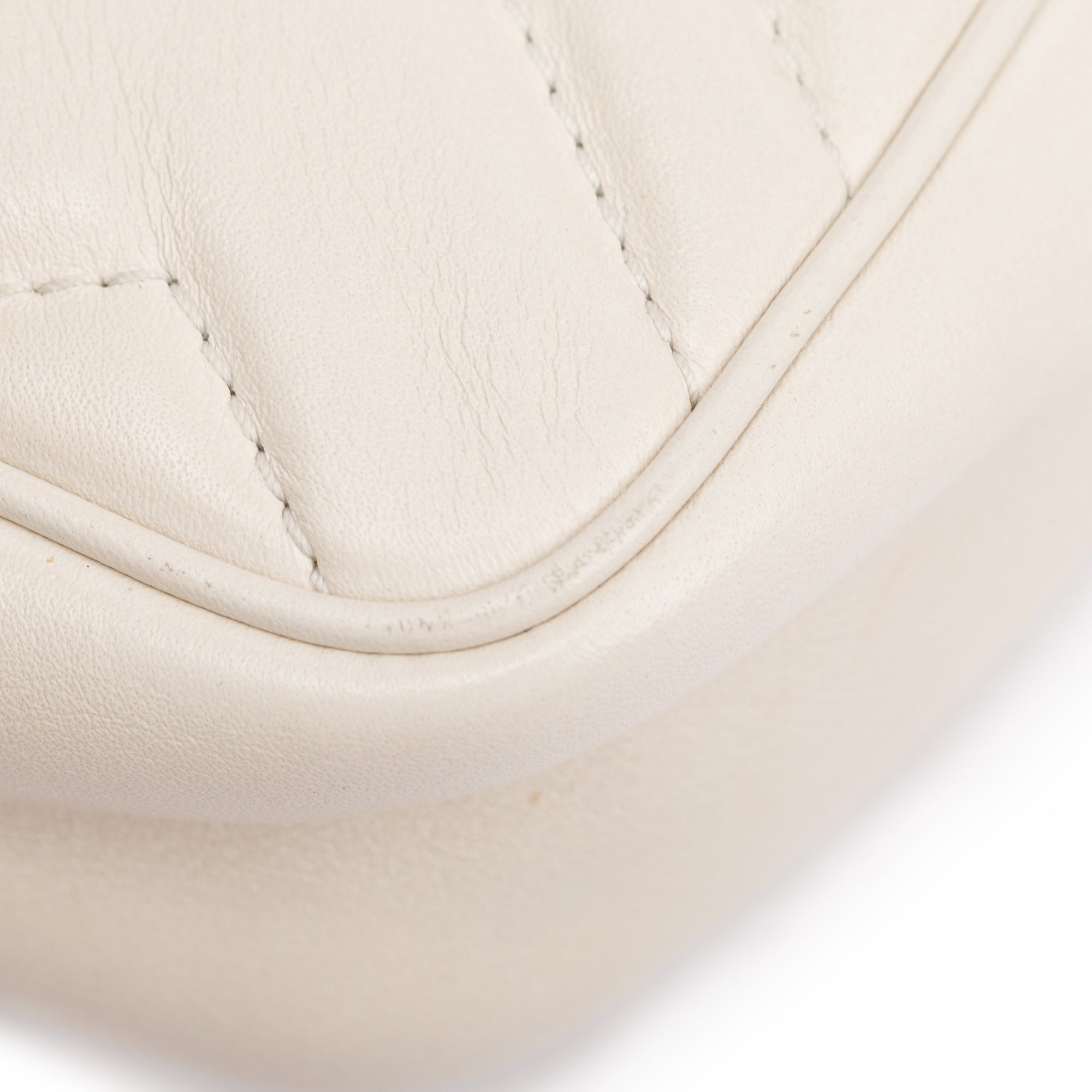 Gucci White GG Marmont Matelasse Leather Super Mini Bag