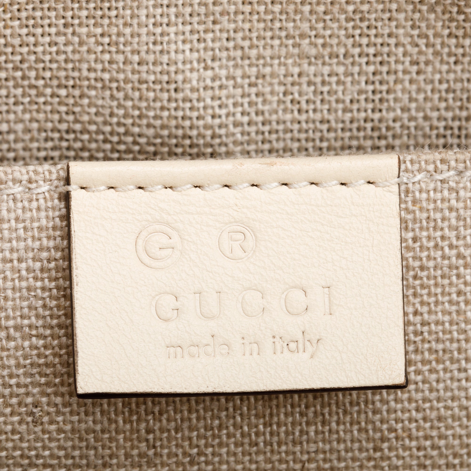 Gucci White Microguccissima Leather Mini Dome Bag w/ Strap