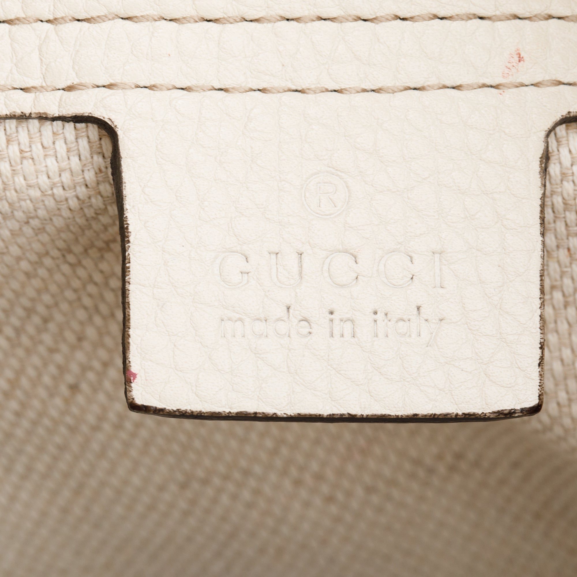 Gucci White Pebbled Calfskin Leather Convertible Soho Hobo Bag