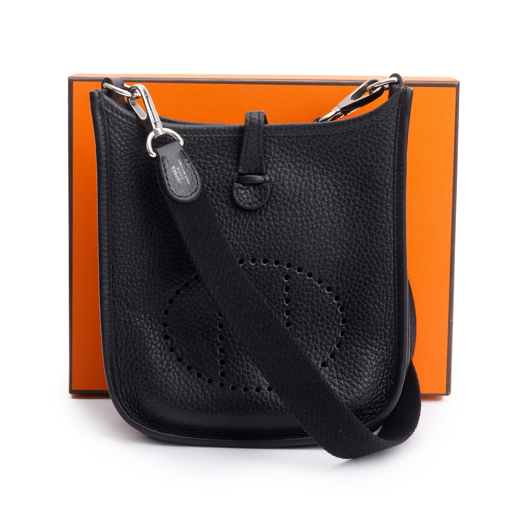 Hermes 2020 Noir Taurilon Clemence Amazone Evelyne TPM 16 w/ Box & Receipt