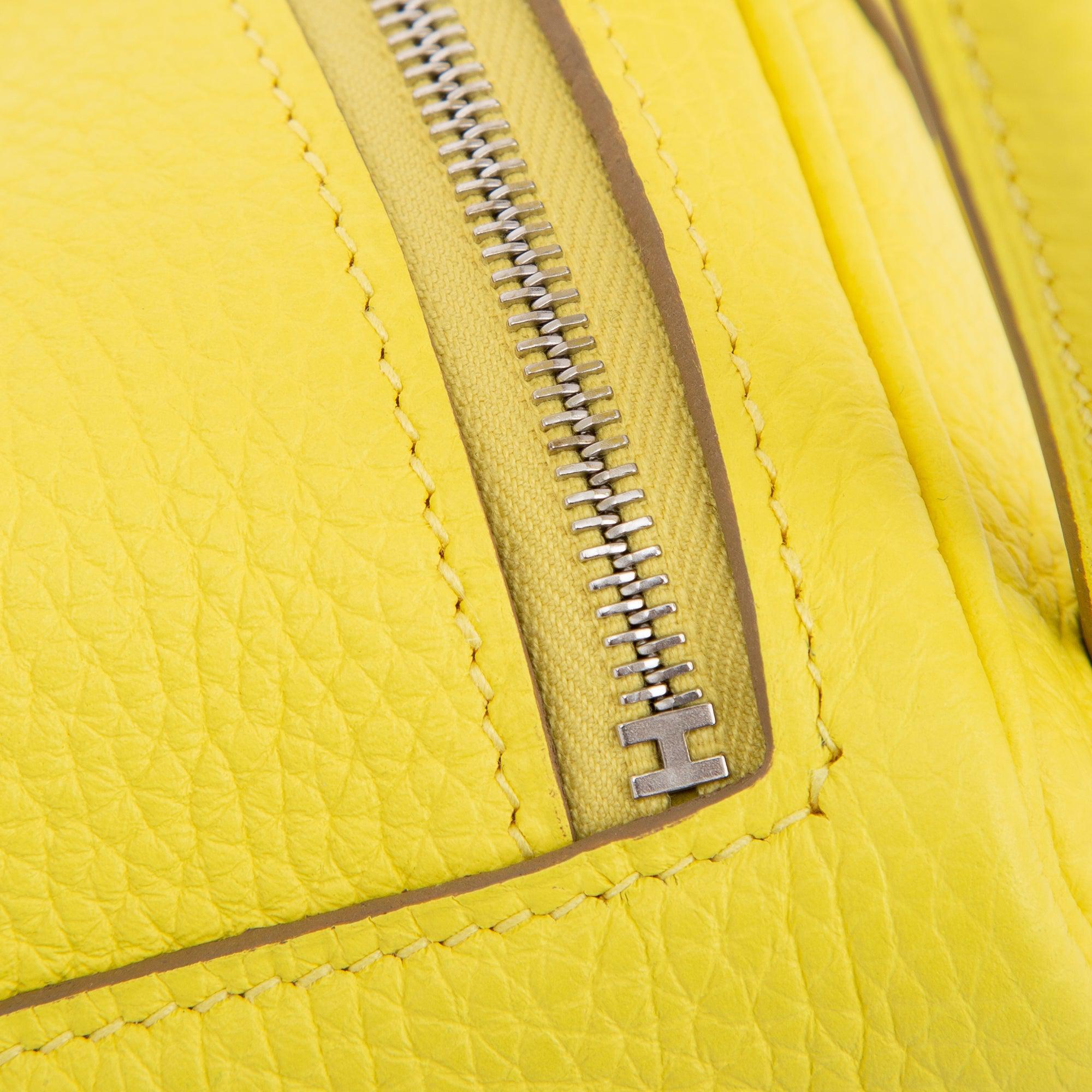 Hermes 2022 Lime Taurillon Clemence Mini Lindy 20 w/ Box & Receipt