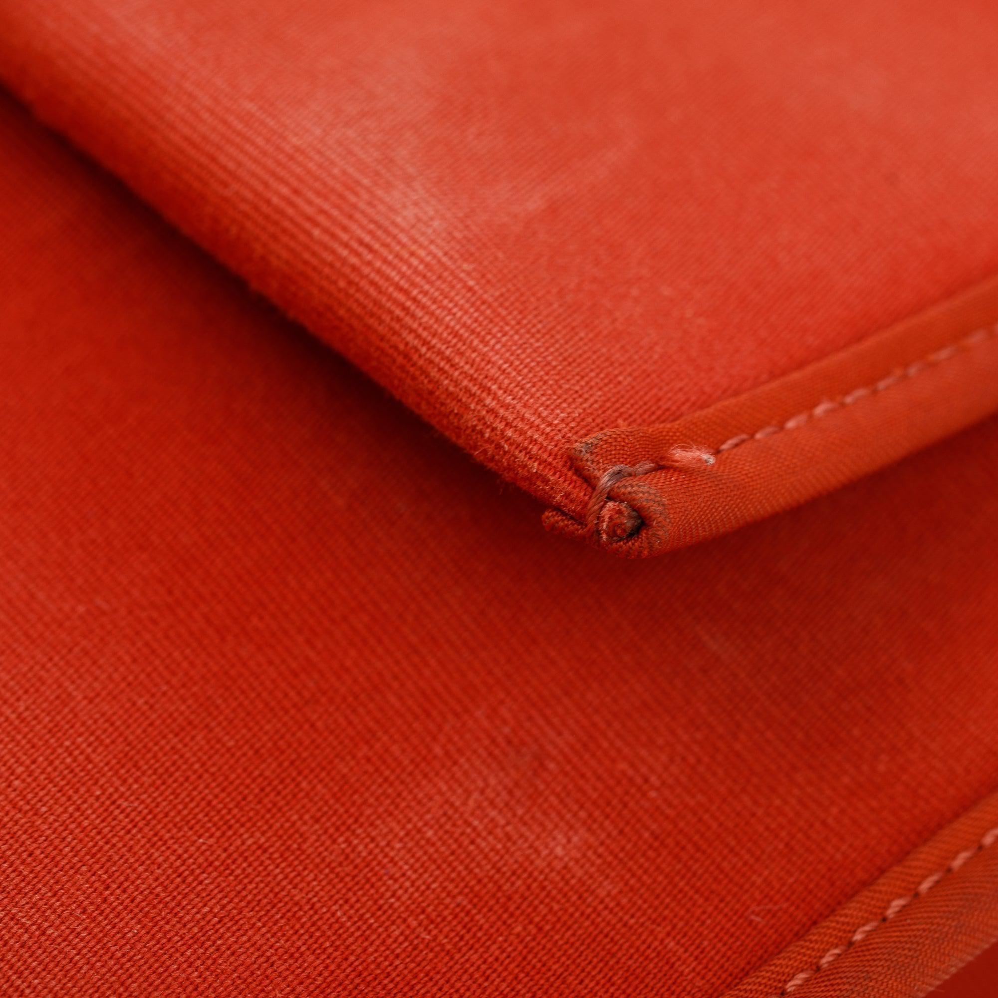 Hermes Beton Rouge Toile Militaire Vache Hunter Herbag Zip 31 w/ Pouch