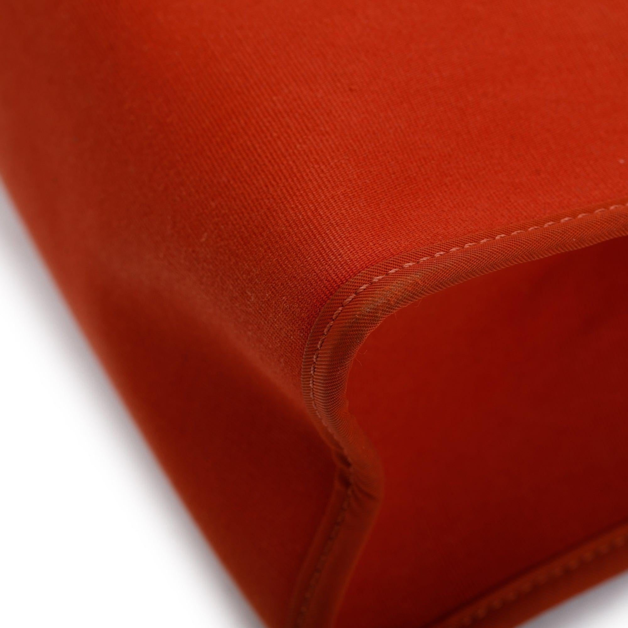 Hermes Beton Rouge Toile Militaire Vache Hunter Herbag Zip 31 w/ Pouch