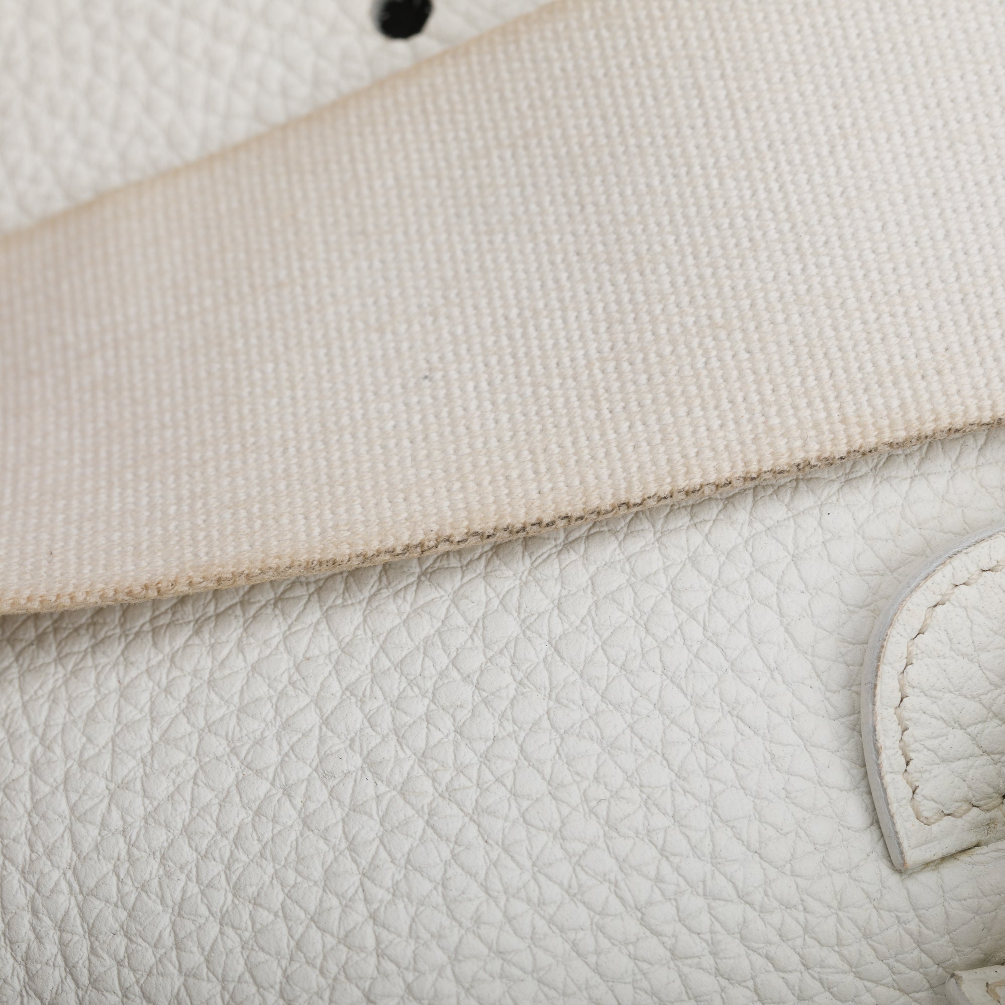 Hermes Blanc Clemence Evelyne I 29 Bag