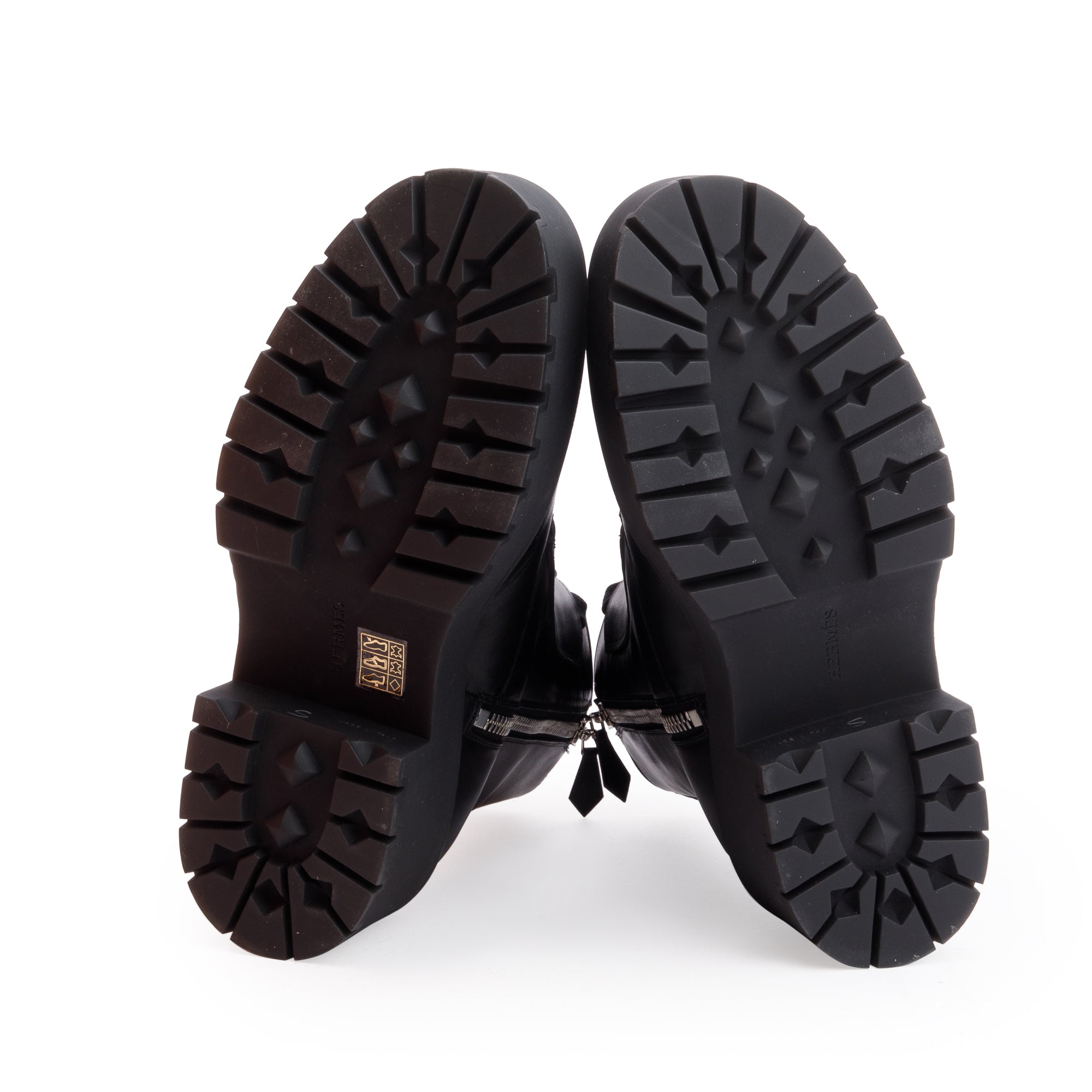 Hermes Noir Veau Aniline Mens Bottillons Hoodie Boots, Size 41.5 w/ Box