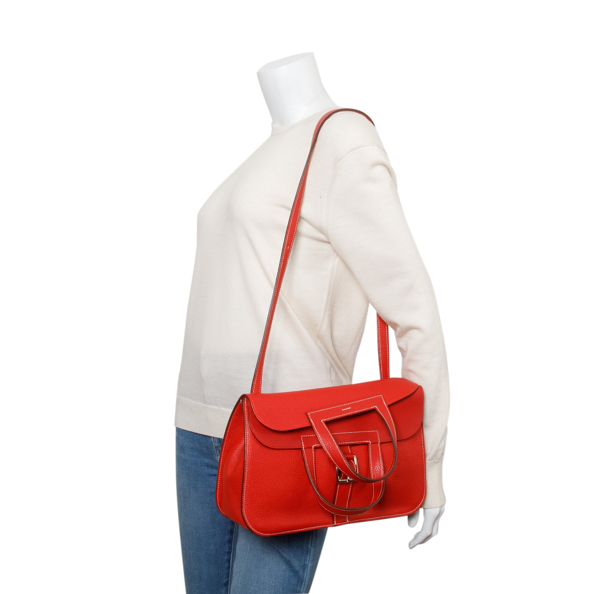 Hermes Rouge Taurillon Clemence Halzan 31