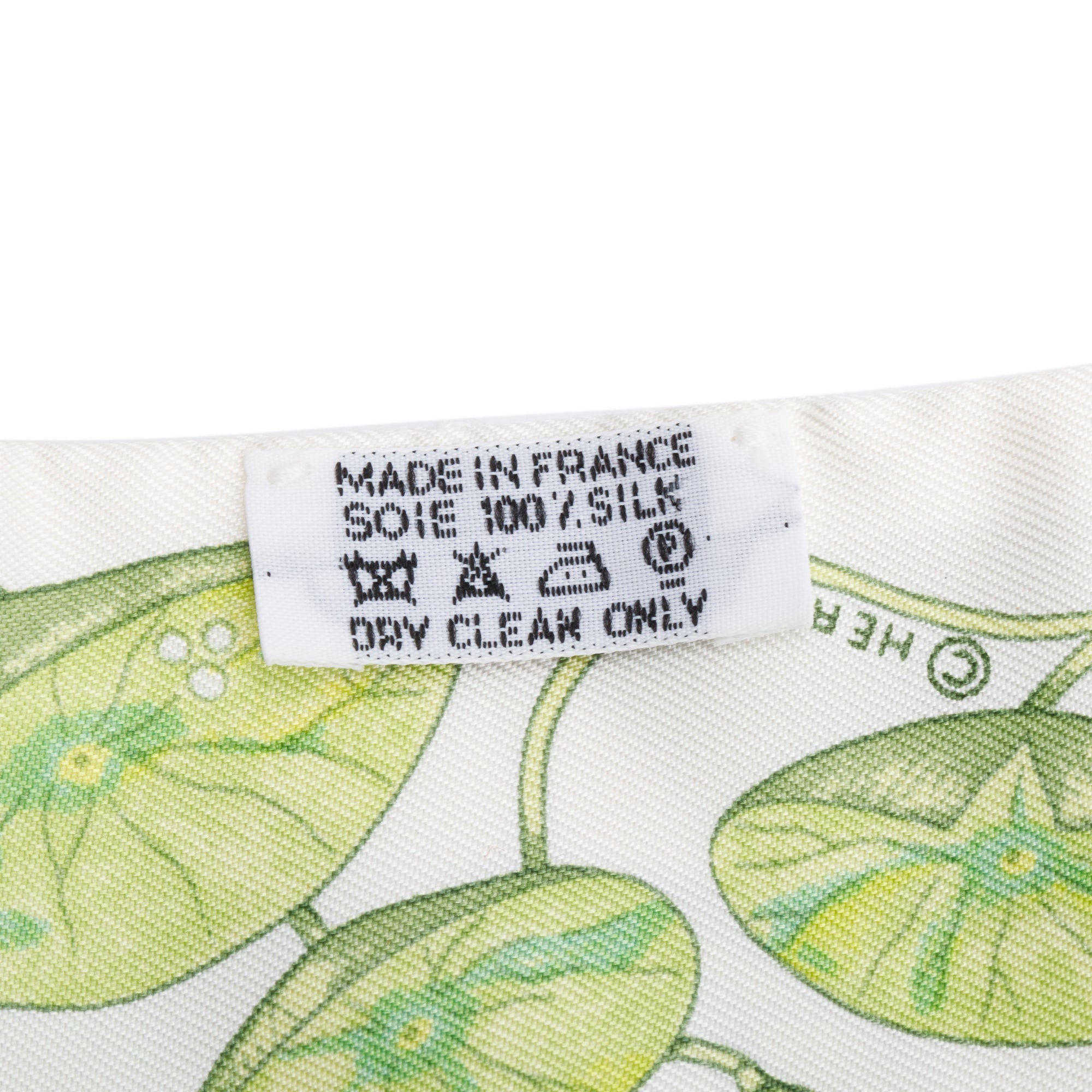 Hermes White/Green 'Jardin Sur Le NIl' Silk Twilly w/ Box
