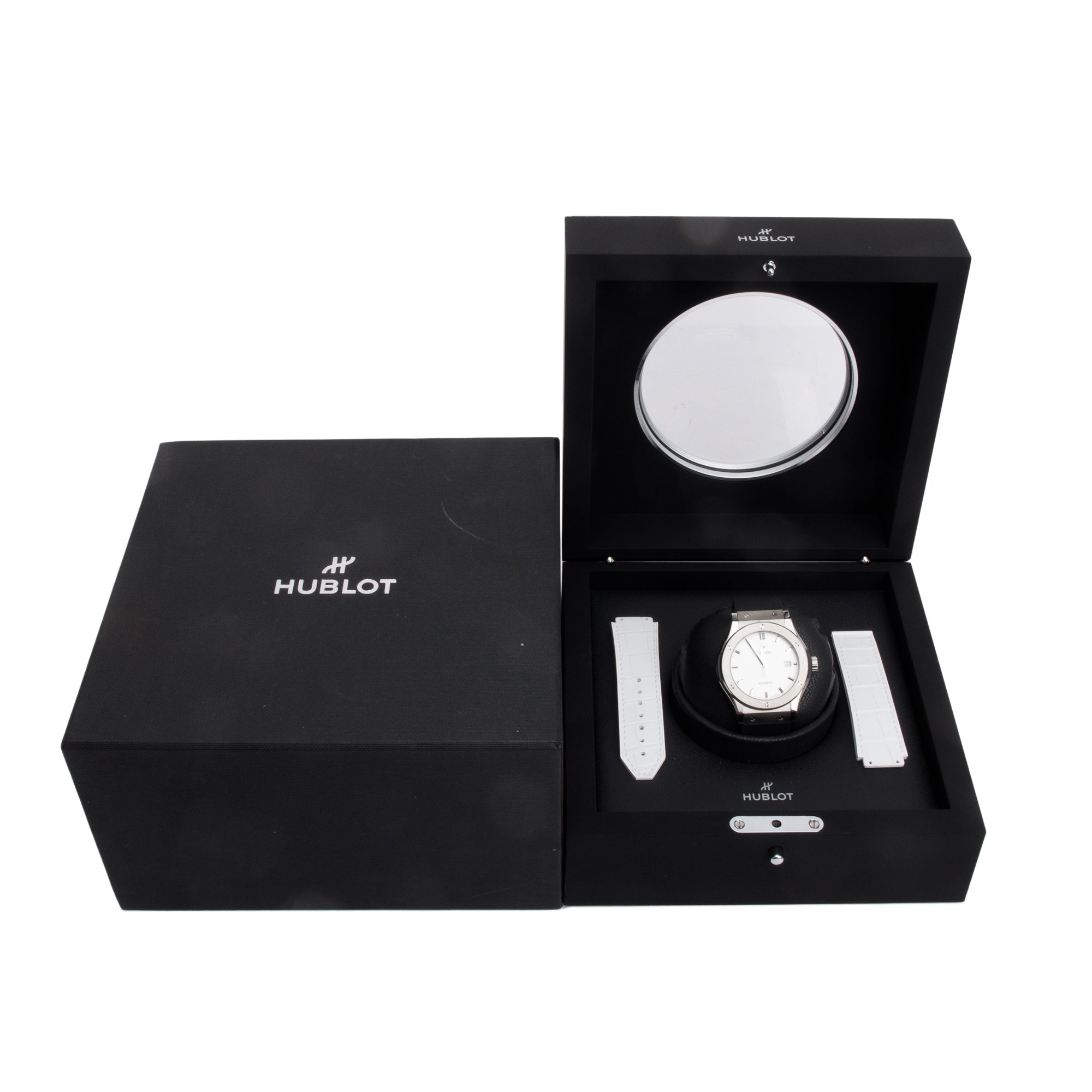 Hublot 2023 Titanium Classic Fusion 42 MM Automatic Watch White Dial w/ Box