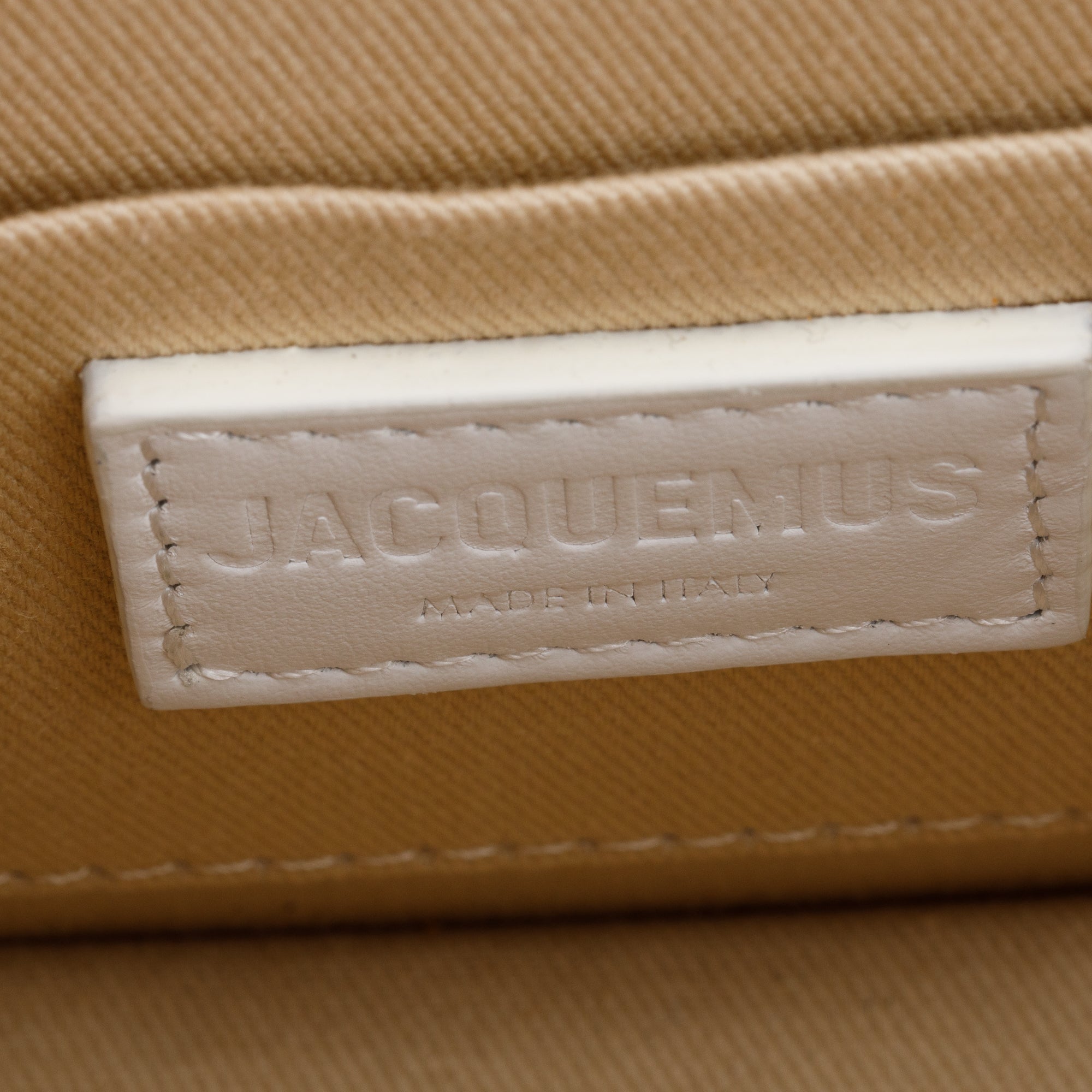 Jacquemus White Leather Le Chiquito Moyen Bag w/ Strap