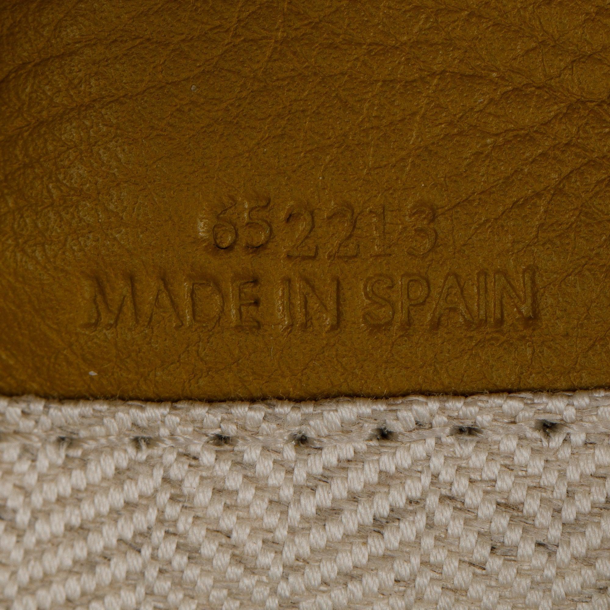 Loewe 2022 Small Puzzle Edge Bag