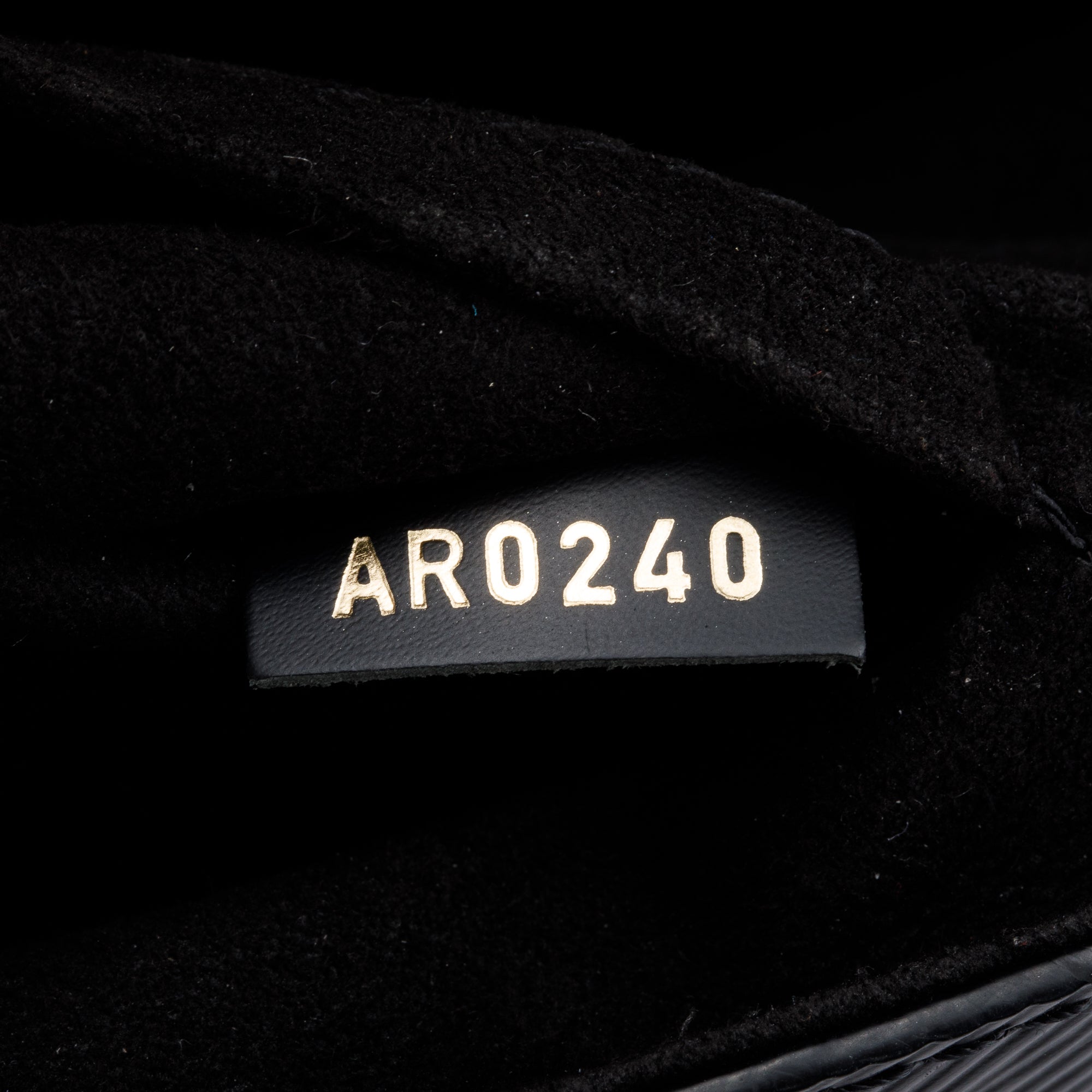 Louis Vuitton 2020 Black Epi Leather Twist MM Bag w/ Box